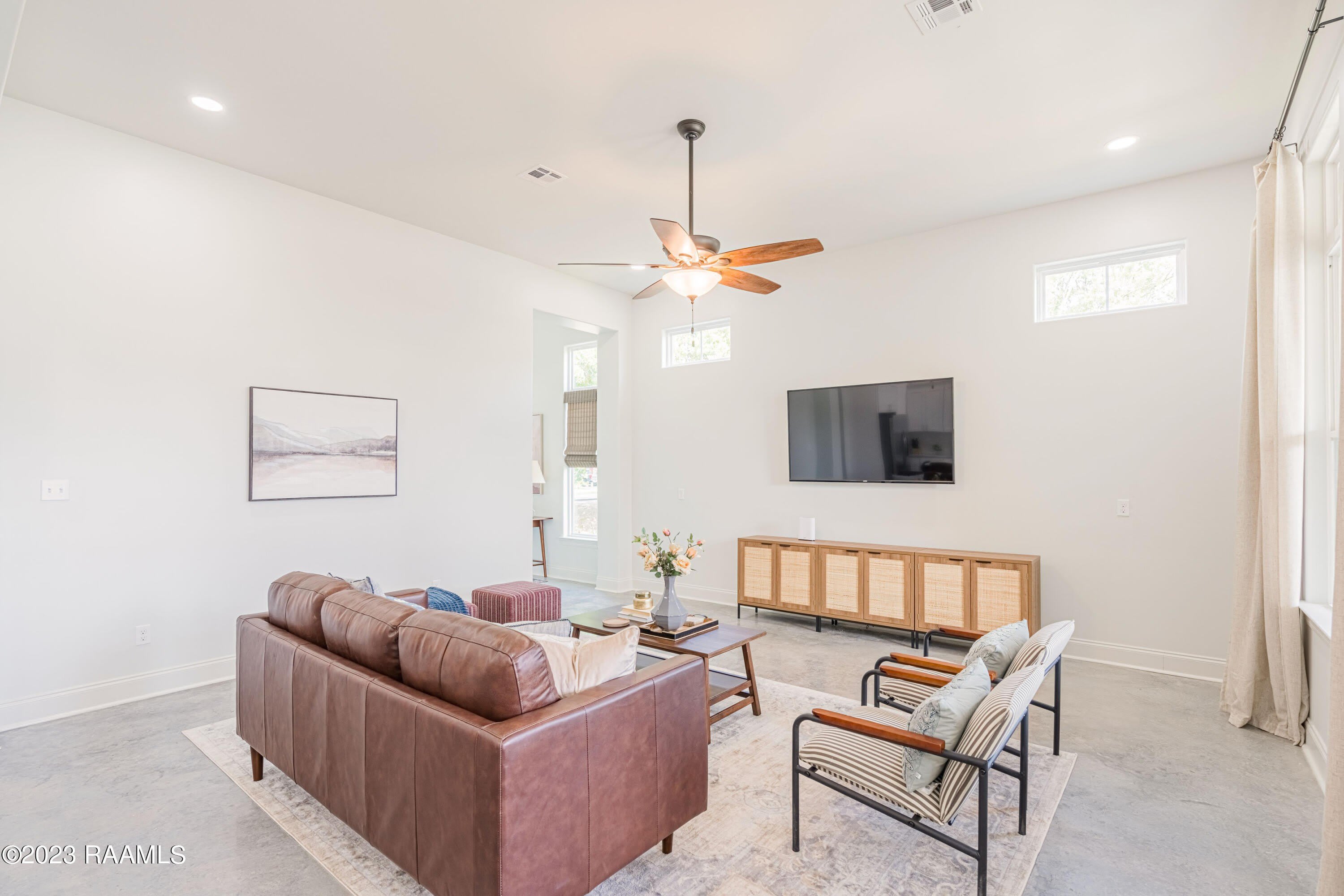 404 E Martial Avenue – photo 2