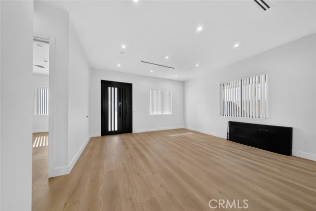 7942 Ethel Avenue – photo 2