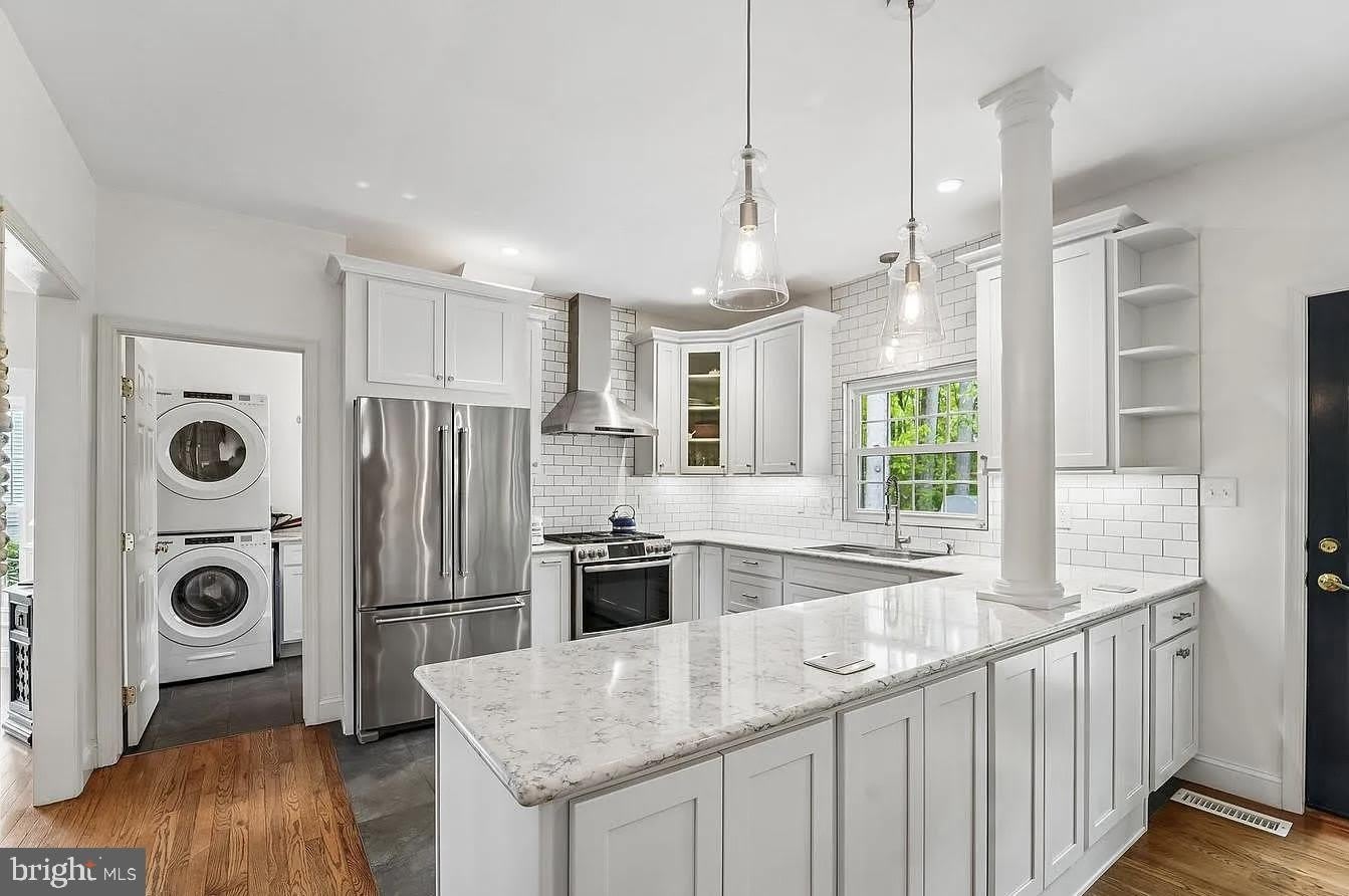 18613 MEADOWLAND Terrace – photo 5