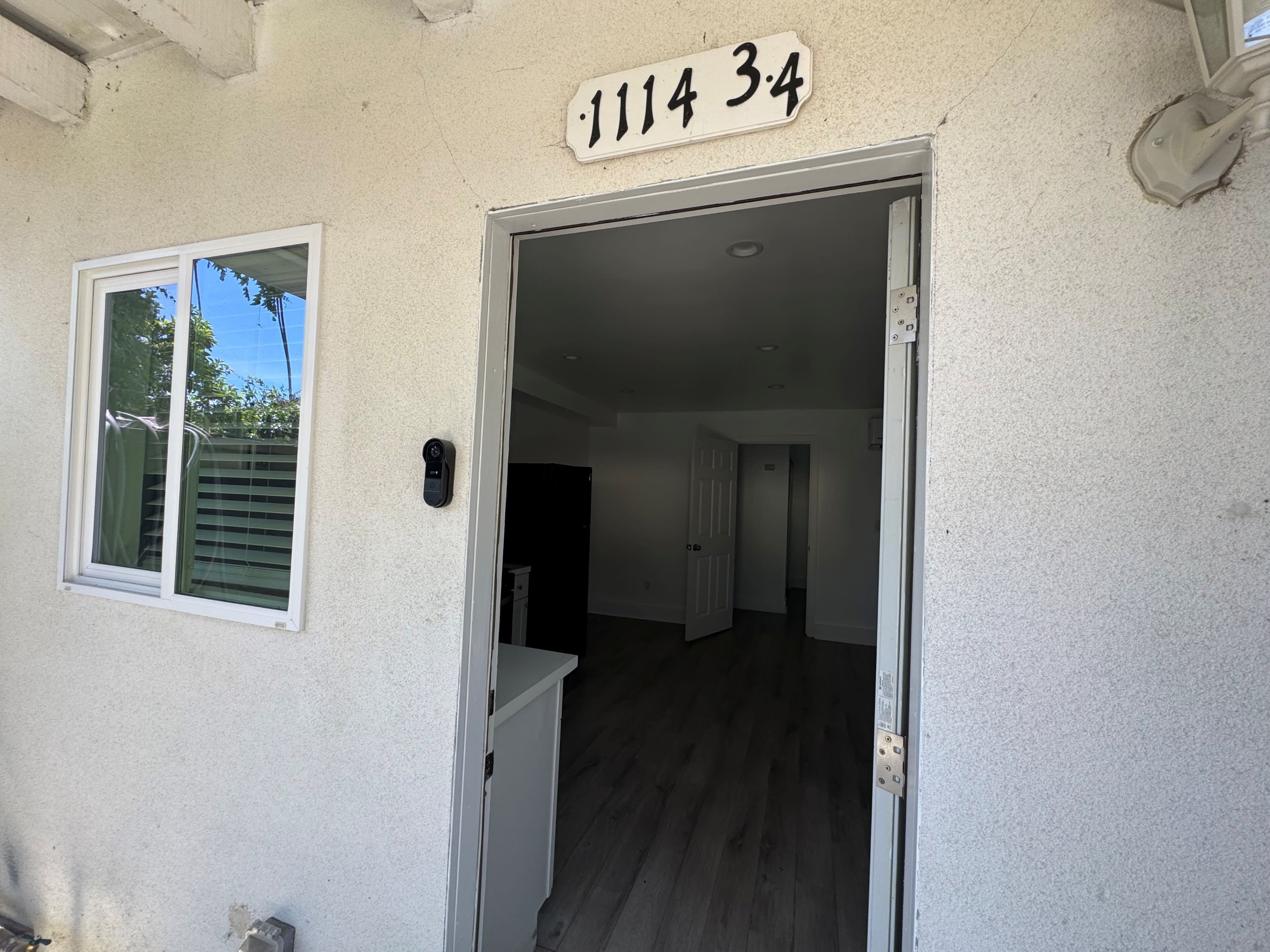 1114 3 4 W 55Th St – photo 2