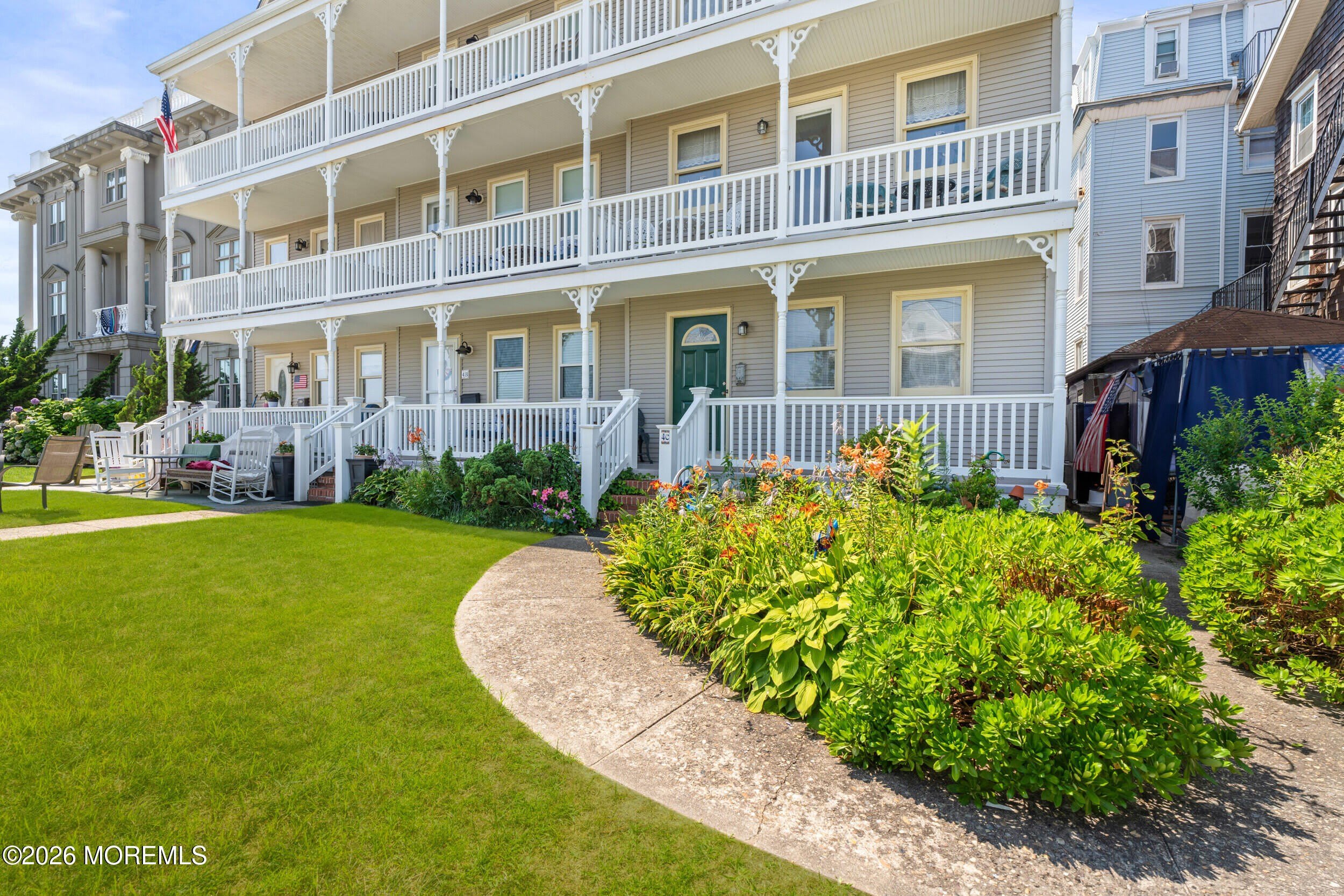 4 Webb Avenue – photo 2