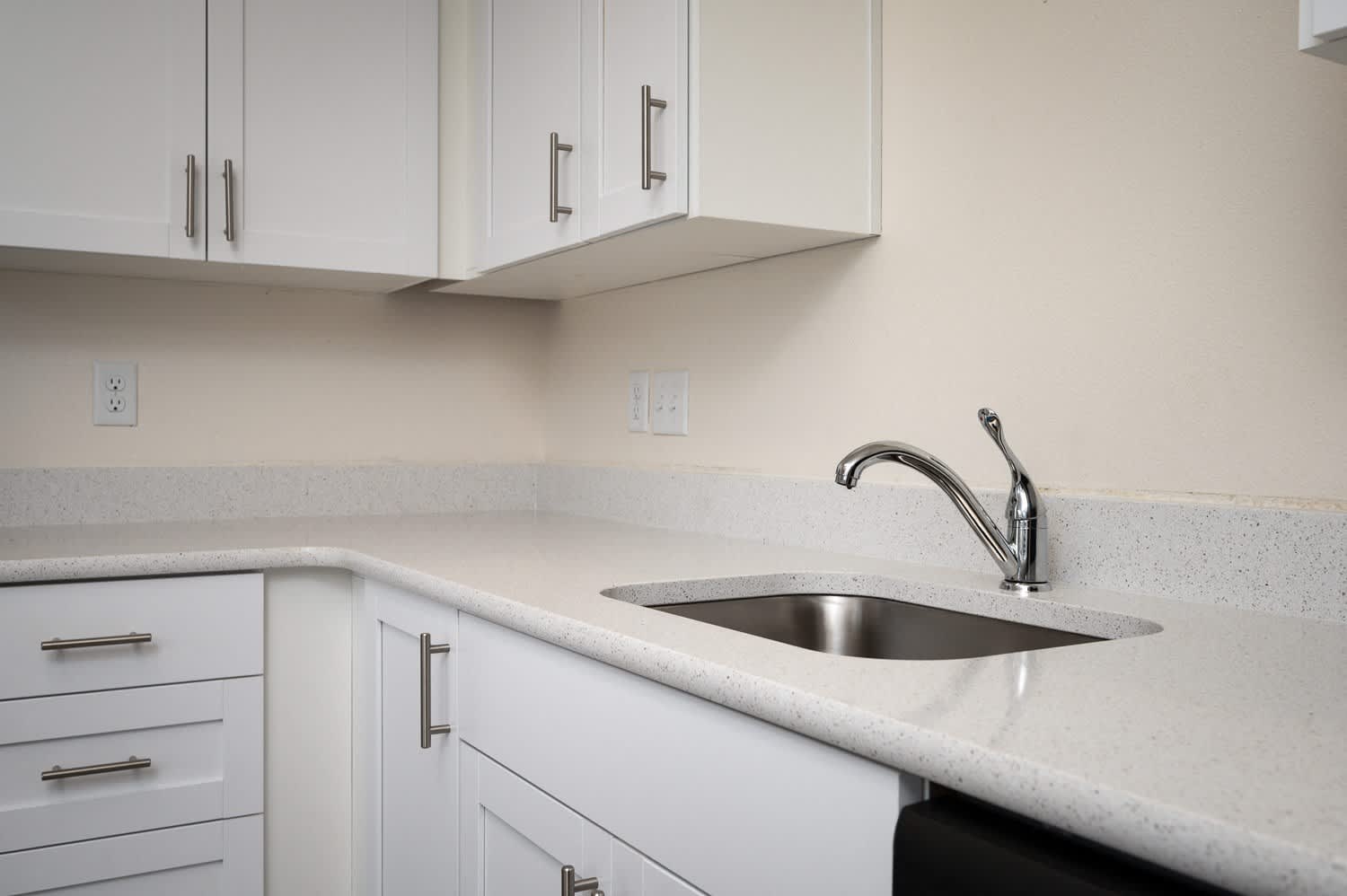 Fernwood Court – photo 1