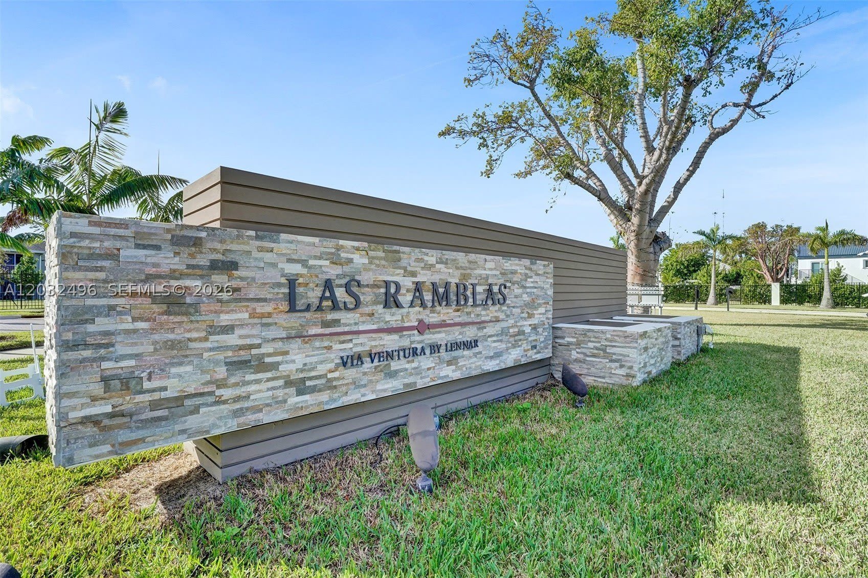 2542 SE 29th St – photo 5
