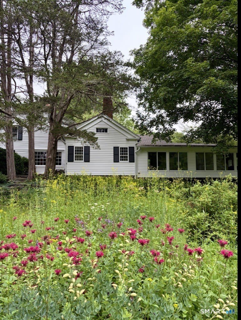 320 Valley Road – photo 5