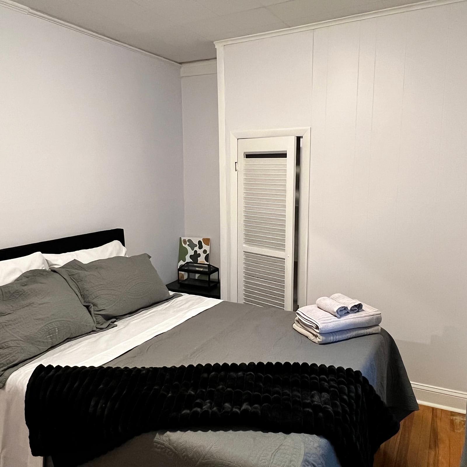 31 Higby Road – photo 1