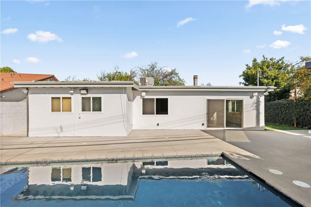 6515 Kenwater Avenue – photo 2