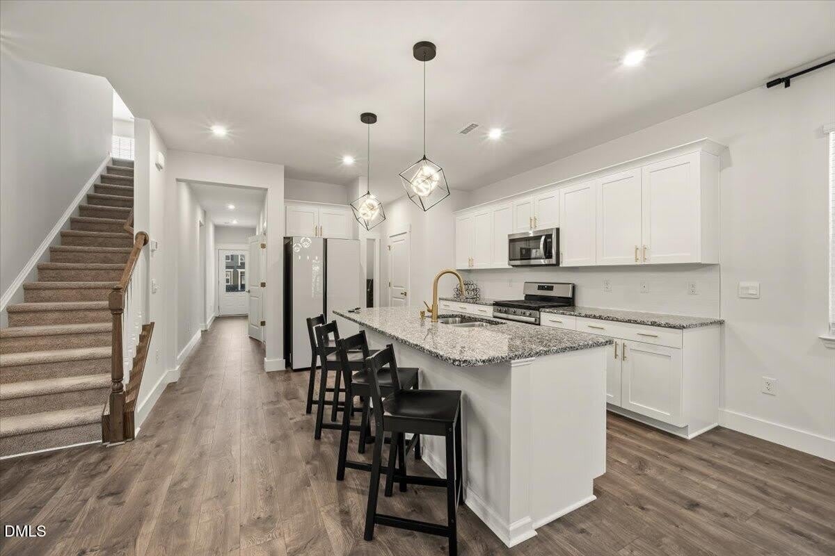 413 Haywood Glen Drive – photo 4