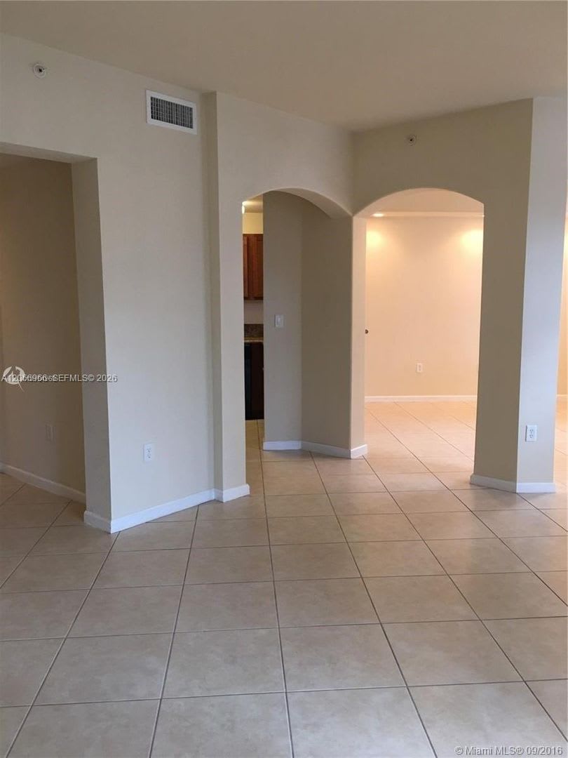 11503 NW 89th Street 103, Doral, FL 33178 – photo 4