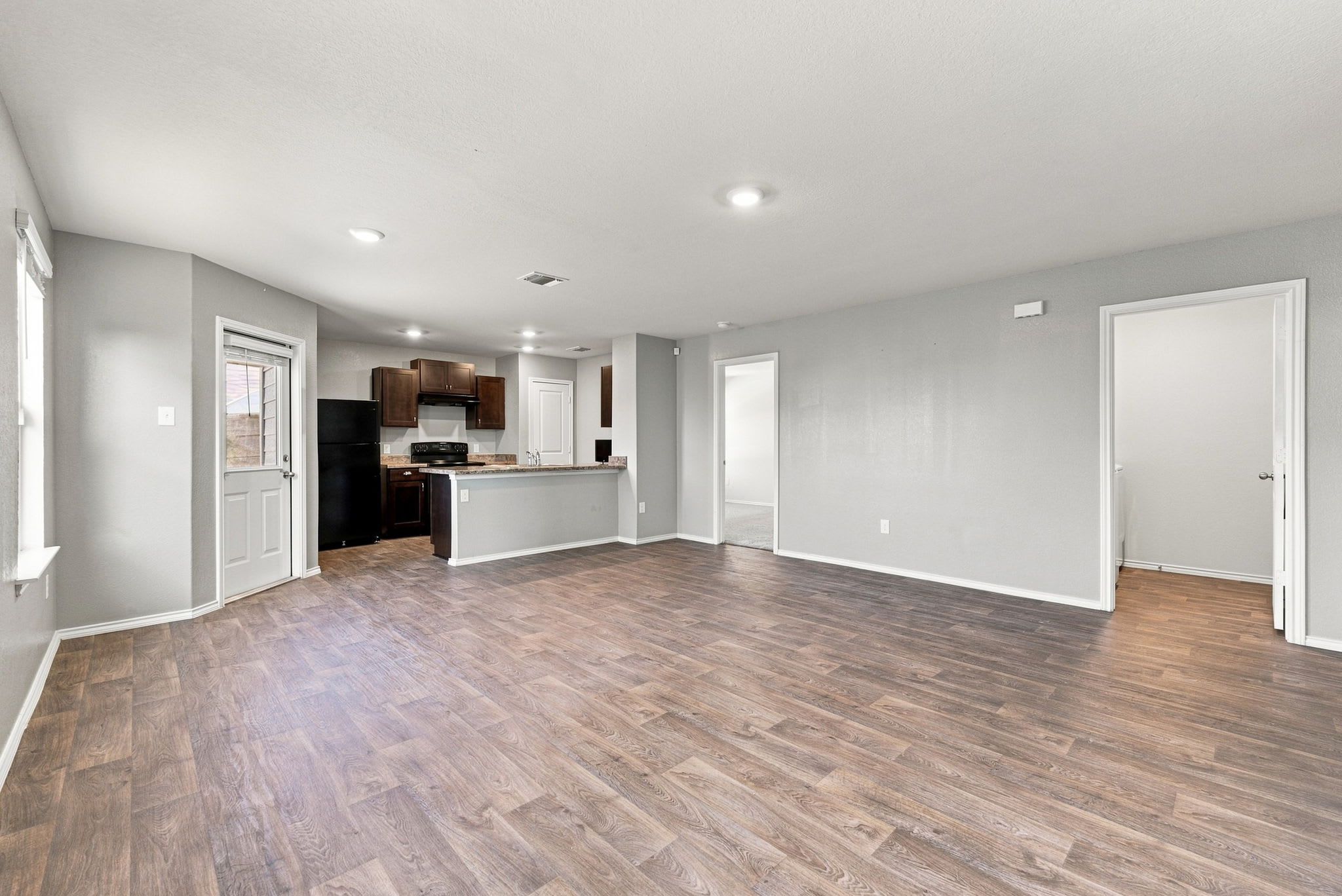 8111 Autares Sq – photo 4