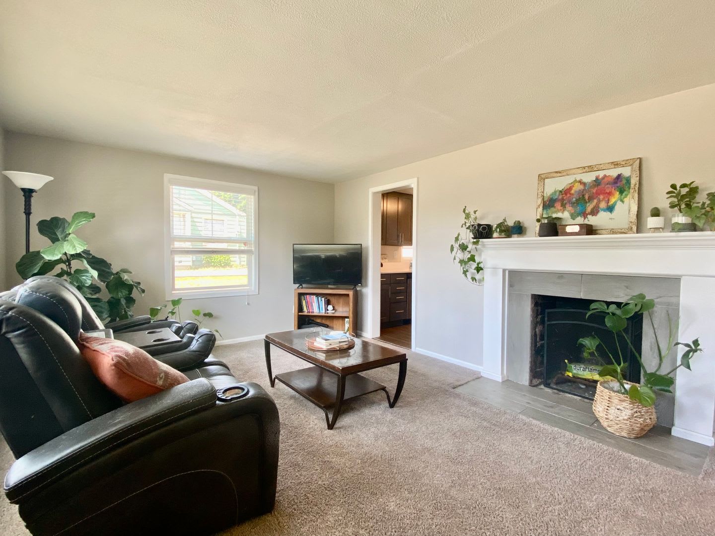 4 bedroom Seatac rambler w/ large yard – photo 3