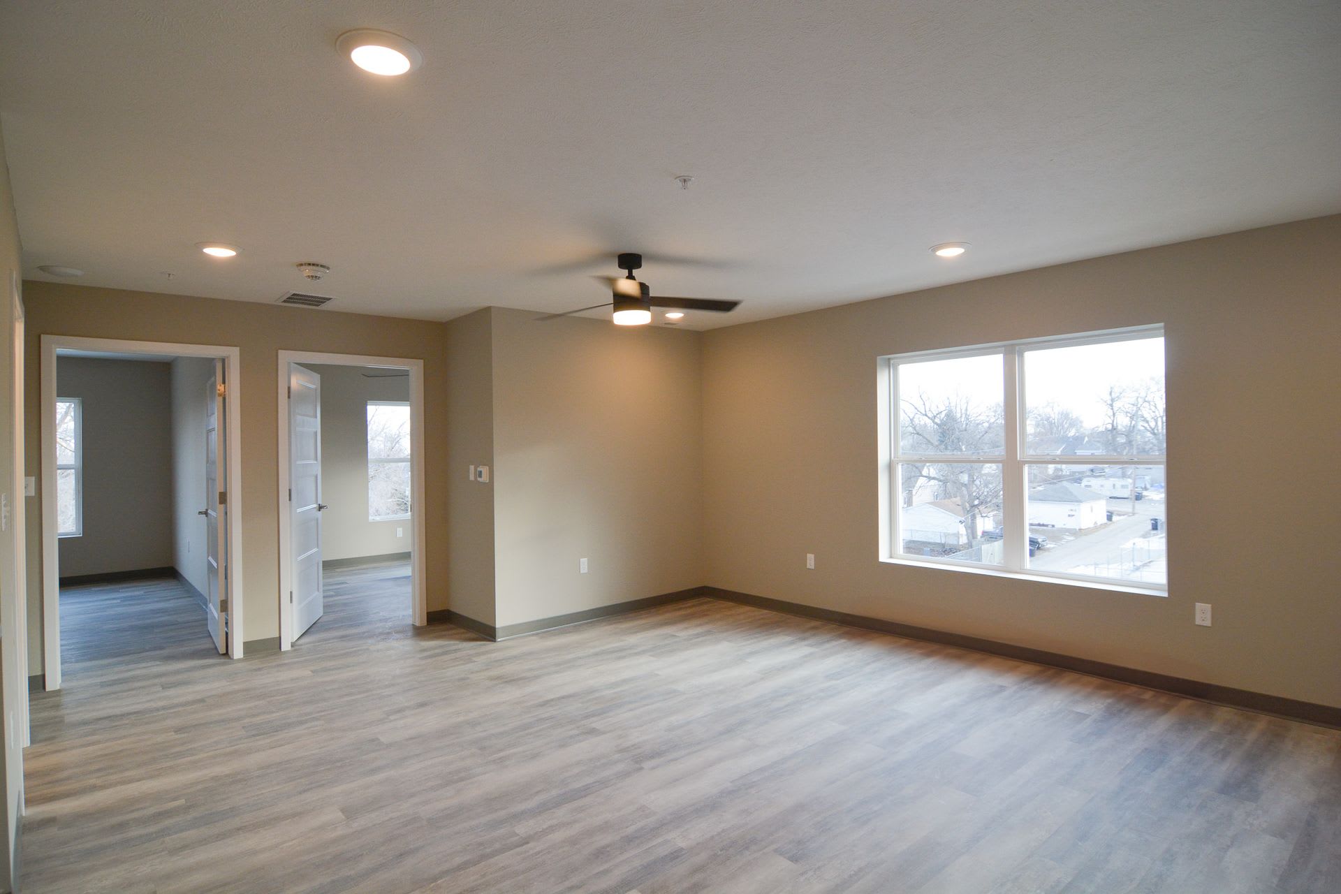 4102 Hamilton Street – photo 3