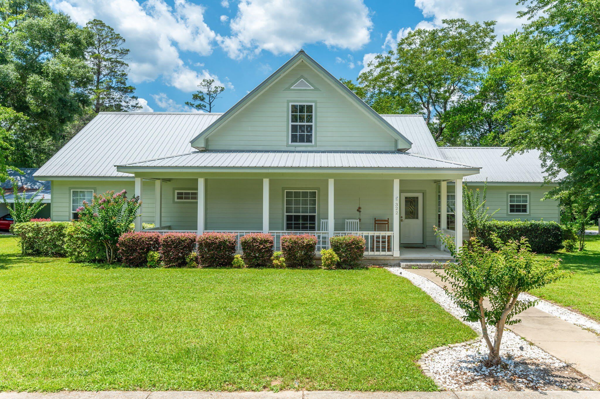 322 Crescent Drive – photo 1