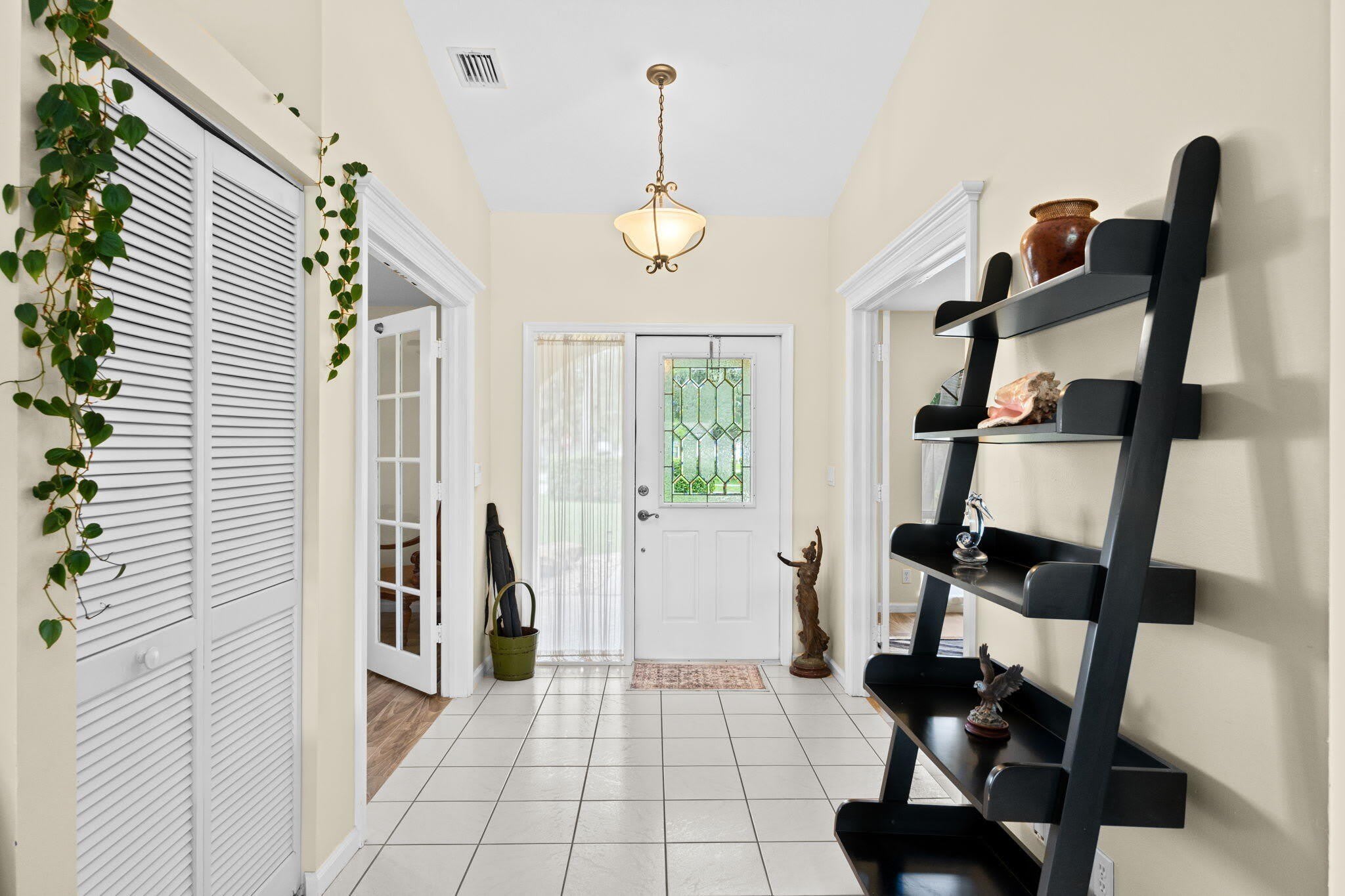 1707 Primrose Lane – photo 5