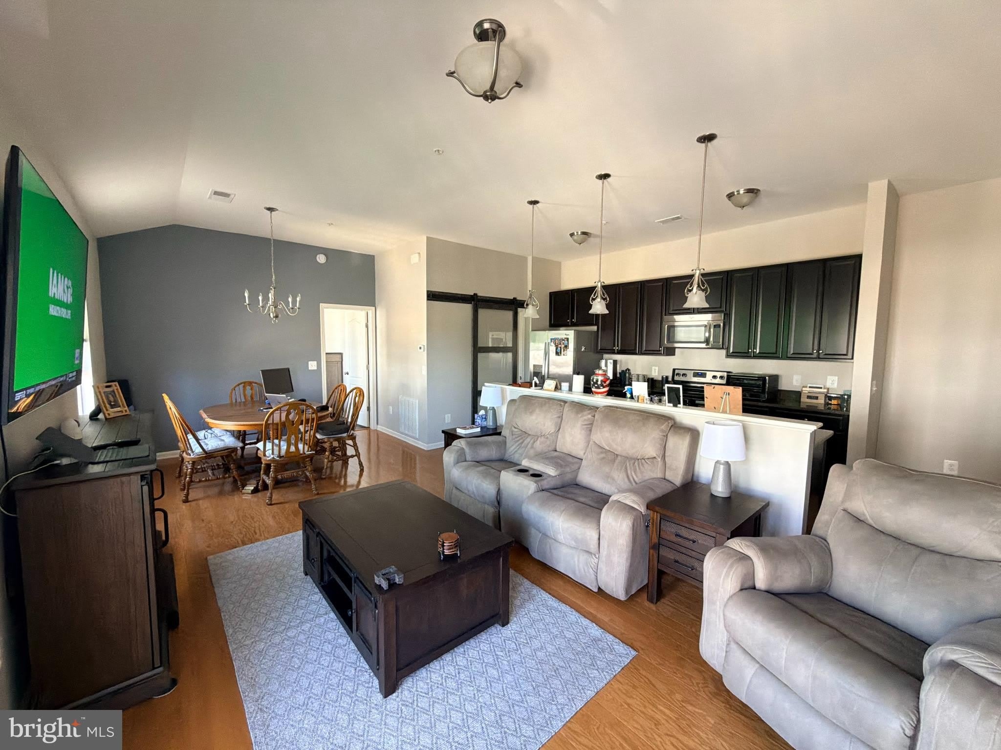 110 DANDRIDGE Court – photo 4