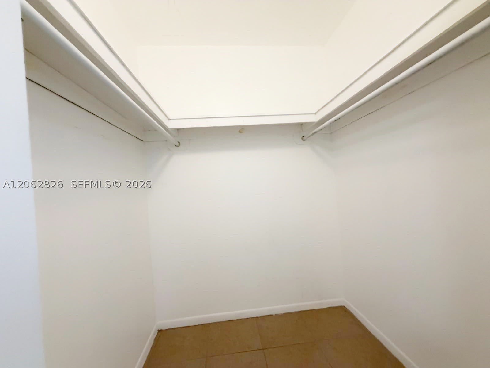 20681 Ne 4Th Pl – photo 5