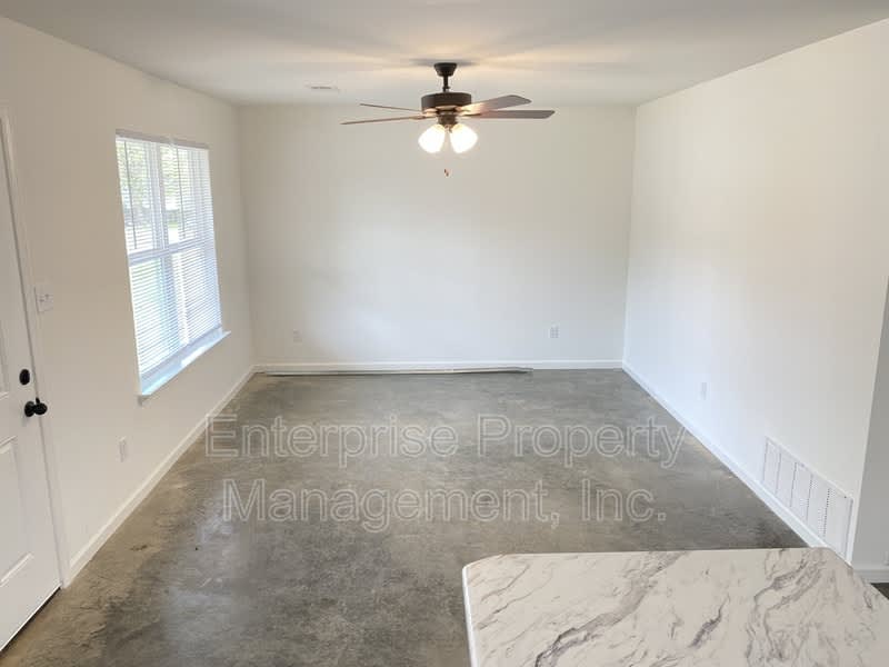 2963 Lake Park Rd. – photo 2