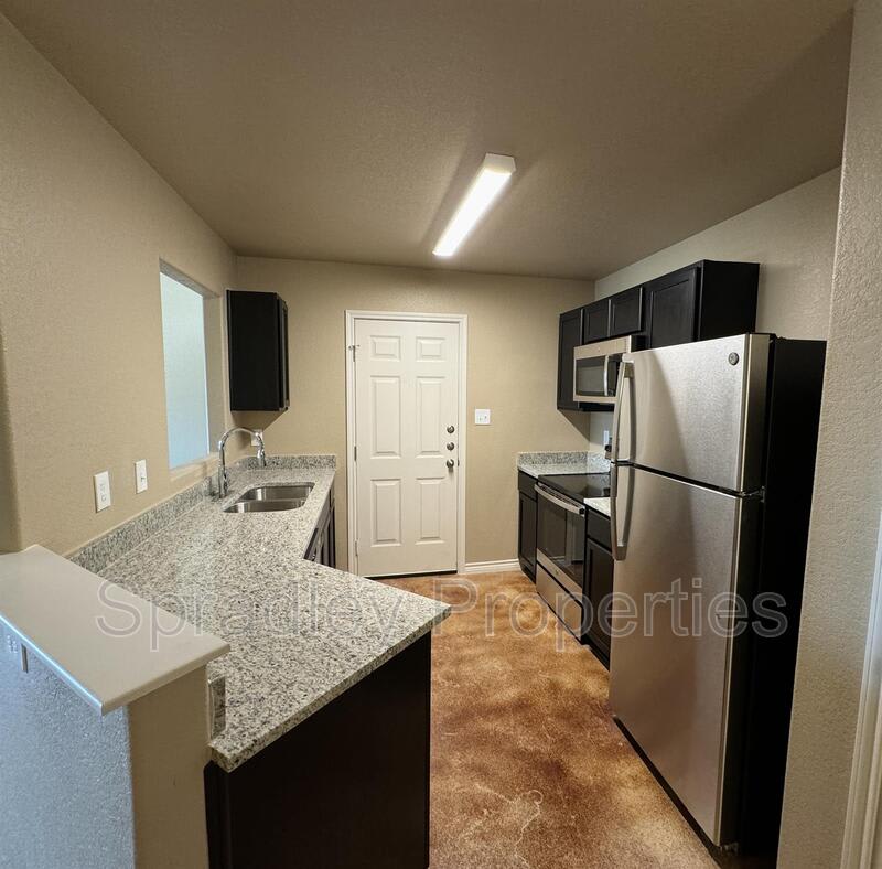 1651 Sabine Rd – photo 2
