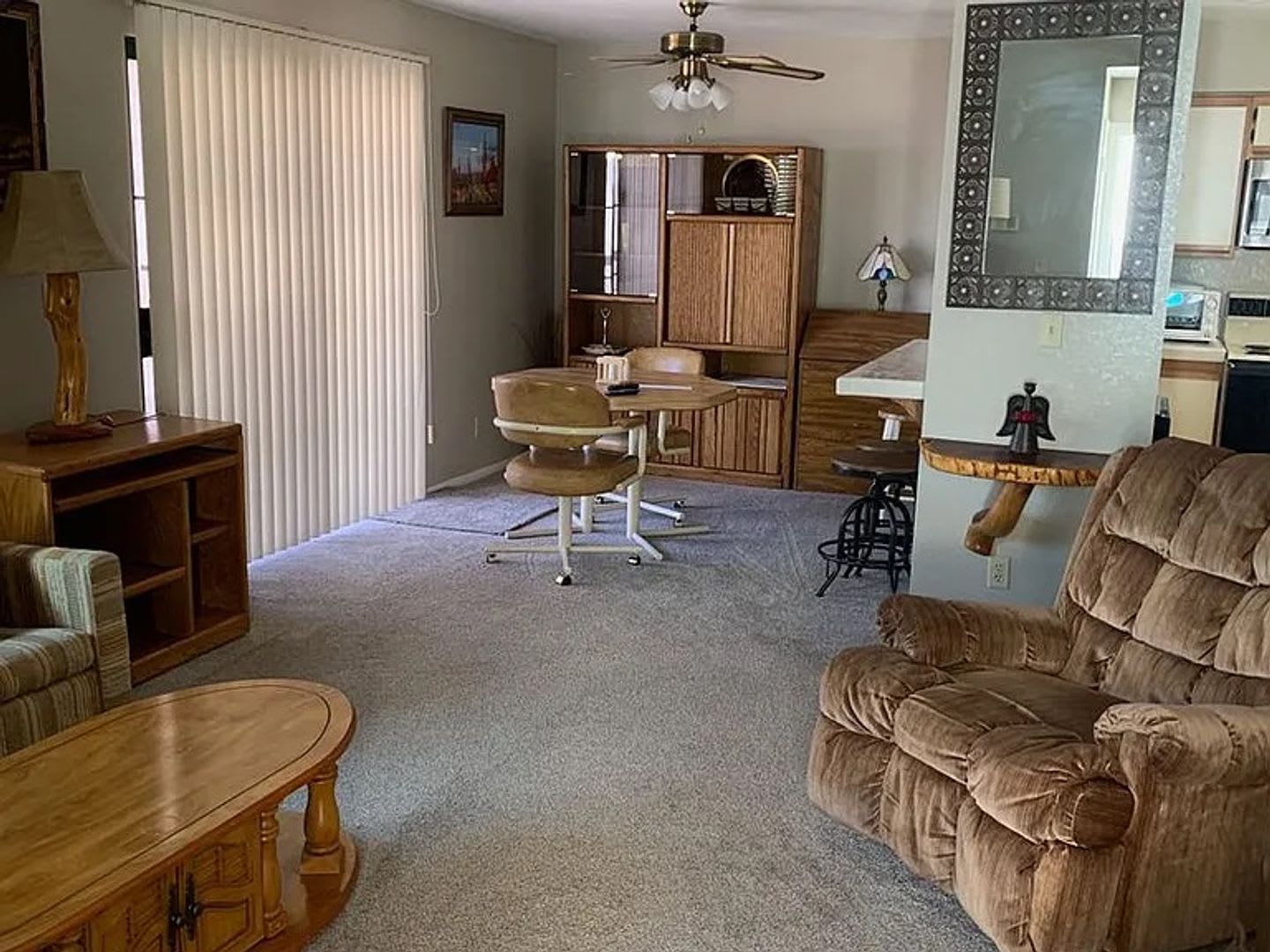 CUTE 2ND FLOOR FULLY FURNISHED CONDO IN GATED COMMUNITY – photo 3