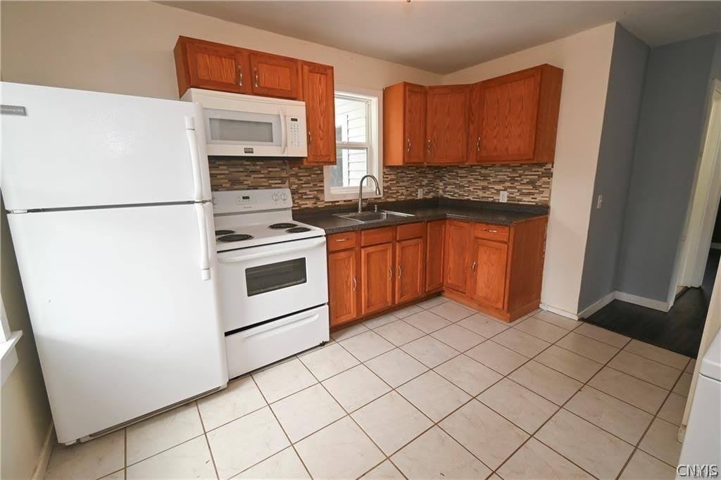5854 Reis Drive – photo 5