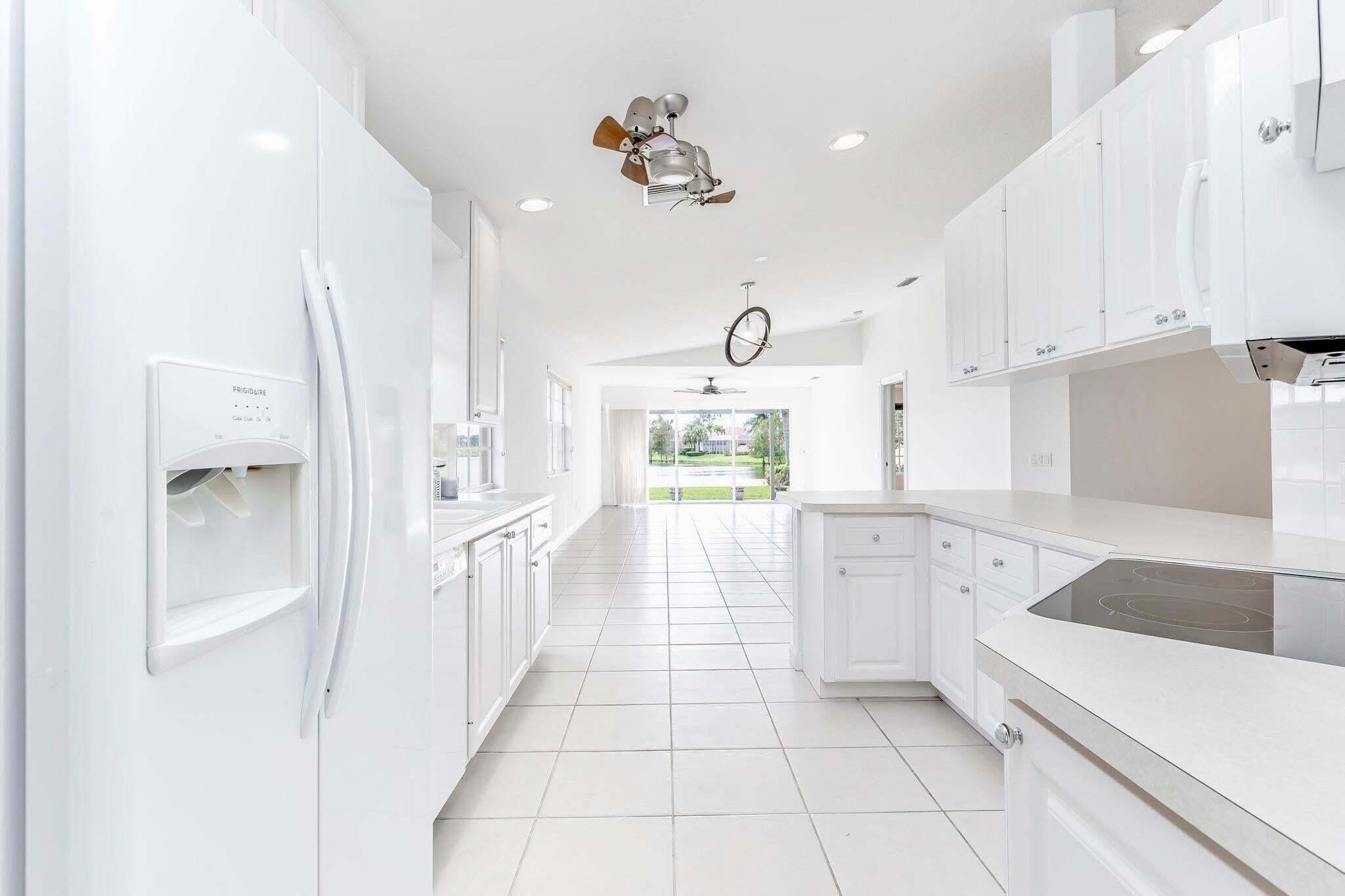 8270 Eleuthera Lane – photo 5