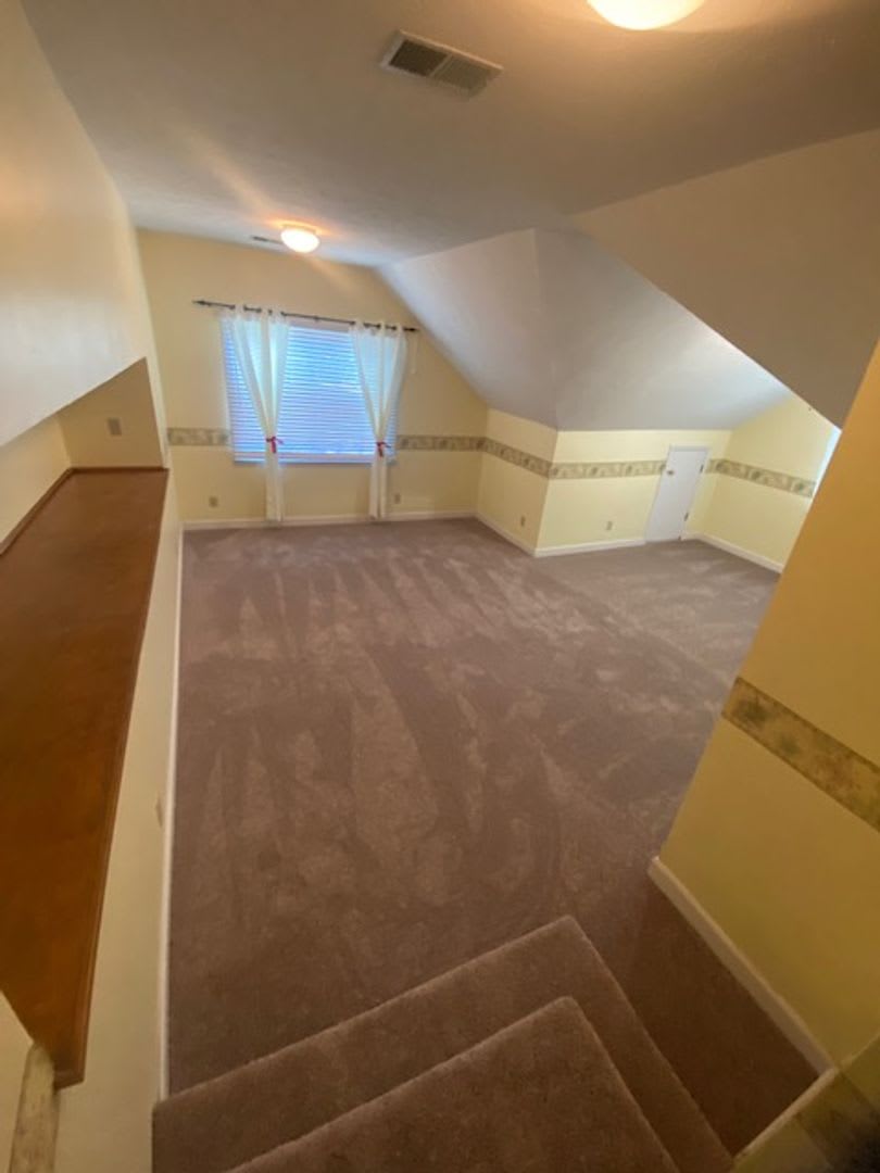 Gorgeous 5 Bedroom 3 Bathroom Brick Home in Woodside Plantation! – photo 5