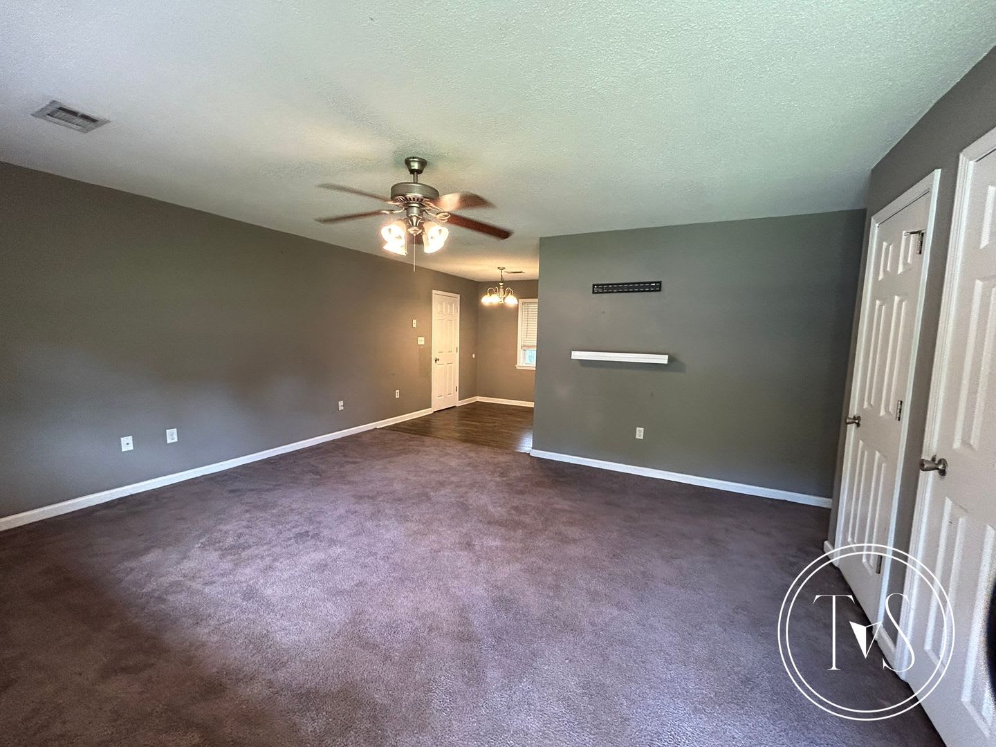 982 White Circle Hinesville Ga 31313 – photo 3