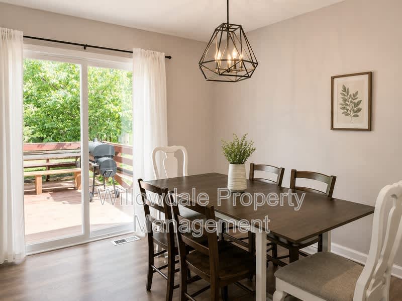 2140 Mariner circle – photo 4