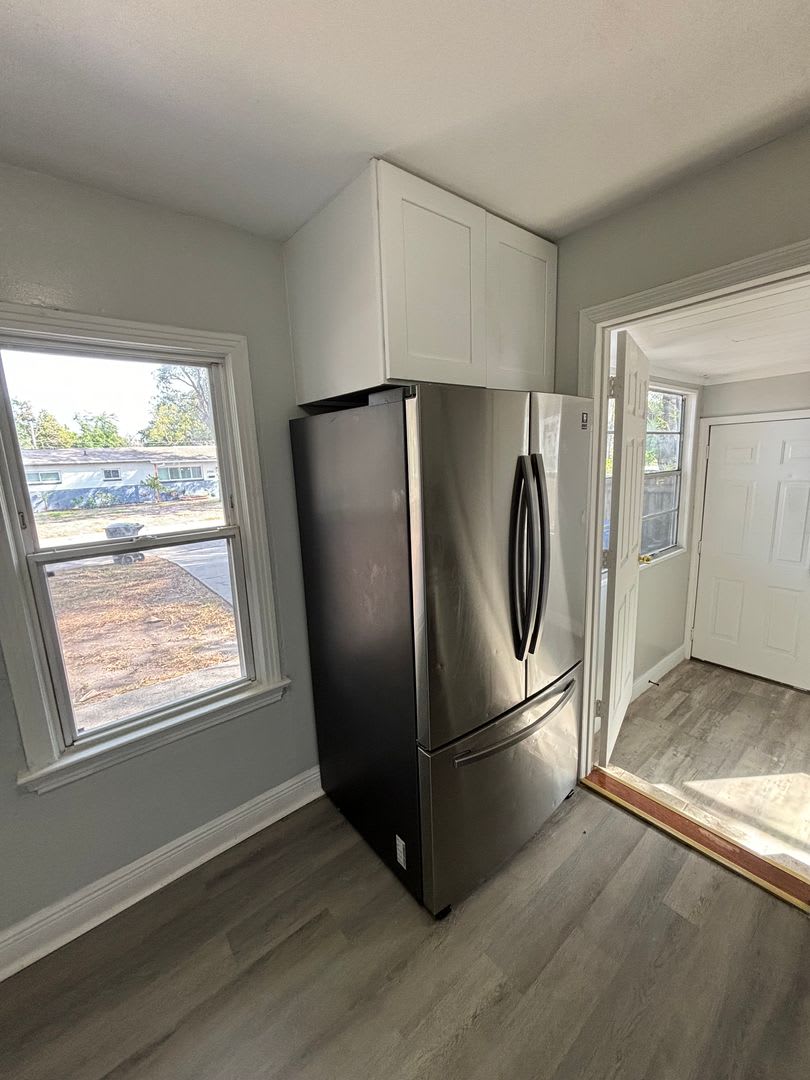 3 Bed 1 Bath North St Petersburg – photo 3