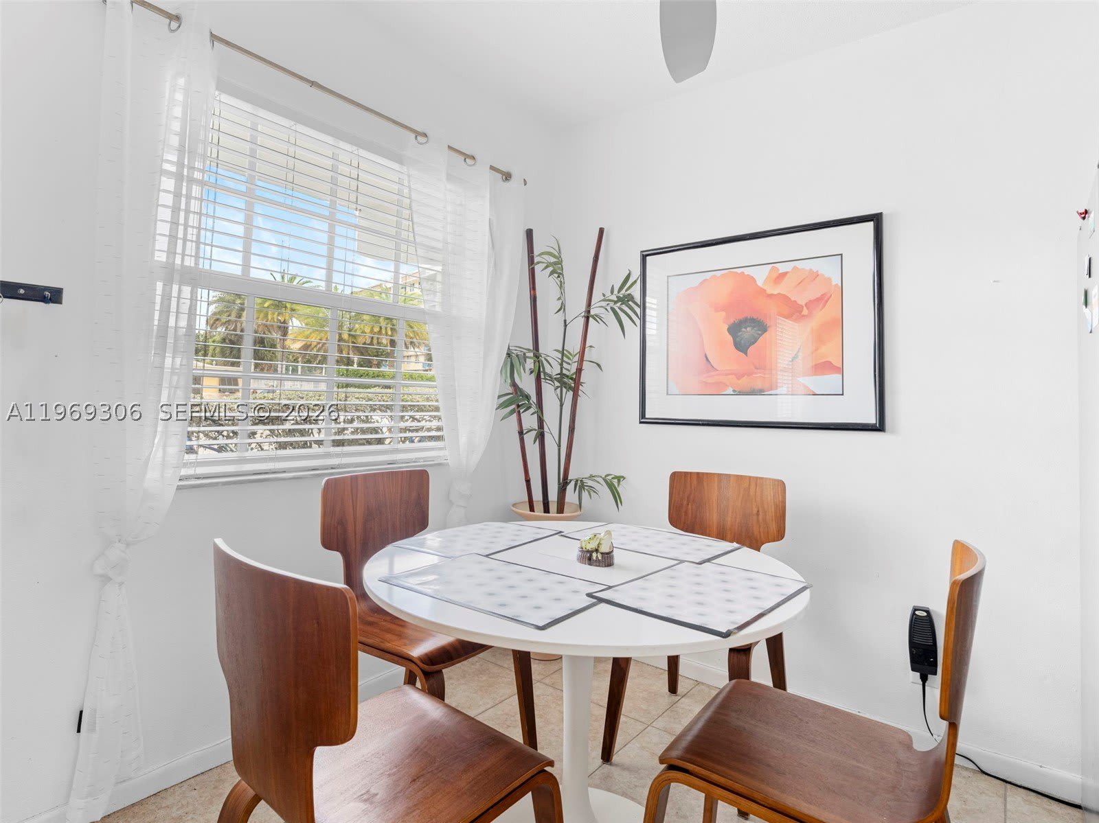 3220 NE 10th St – photo 5