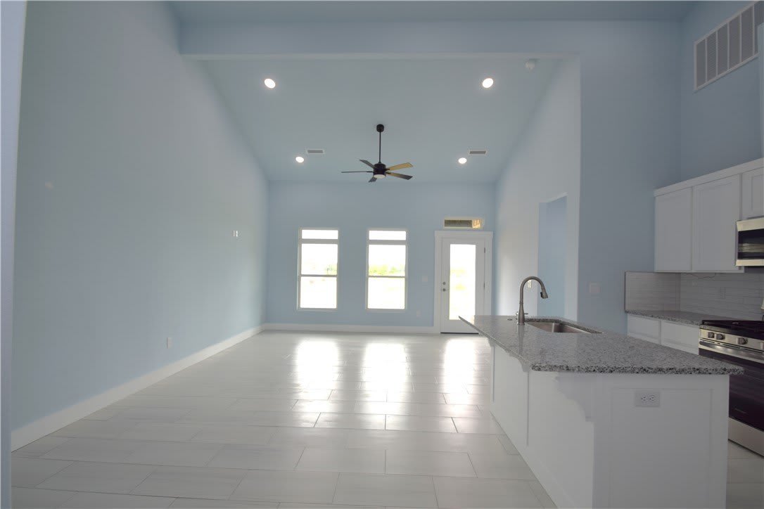 1860 Garnet Avenue – photo 3