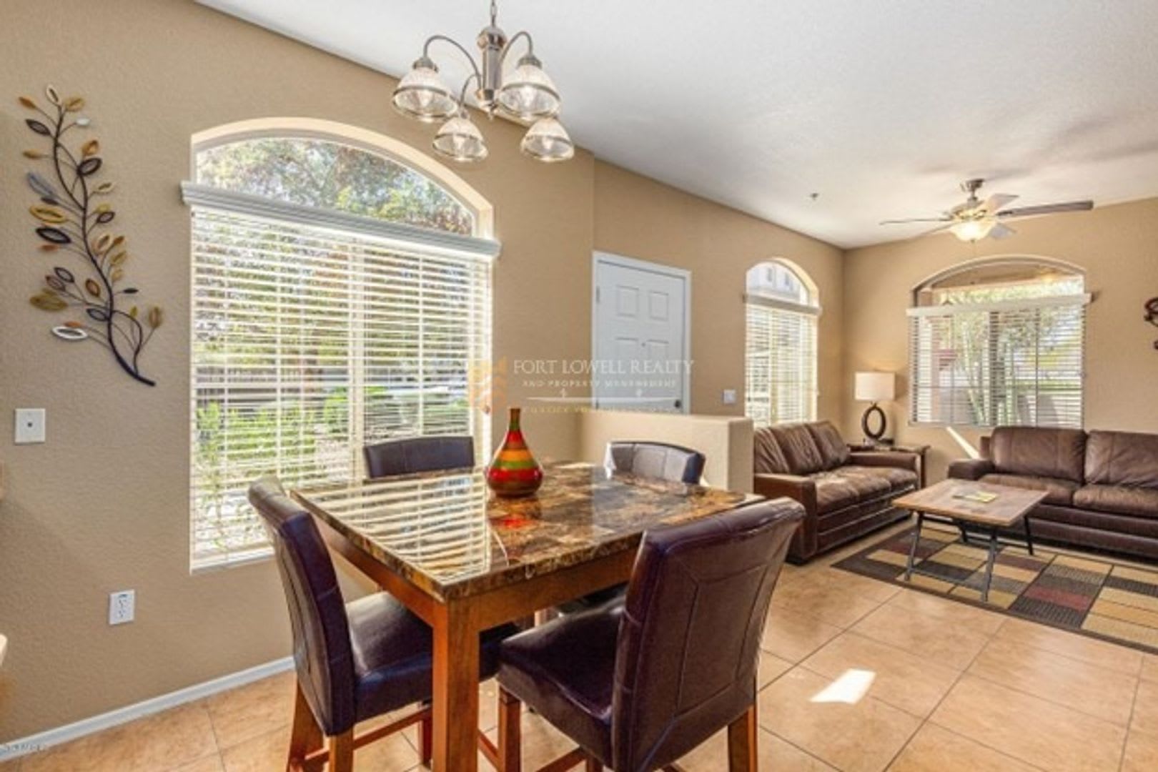 2 Bedroom, 2.5 Bath Townhome Available NOW! SECTION 8 ACCEPTED! 1 Month Free with 24-Month Lease!! – photo 5