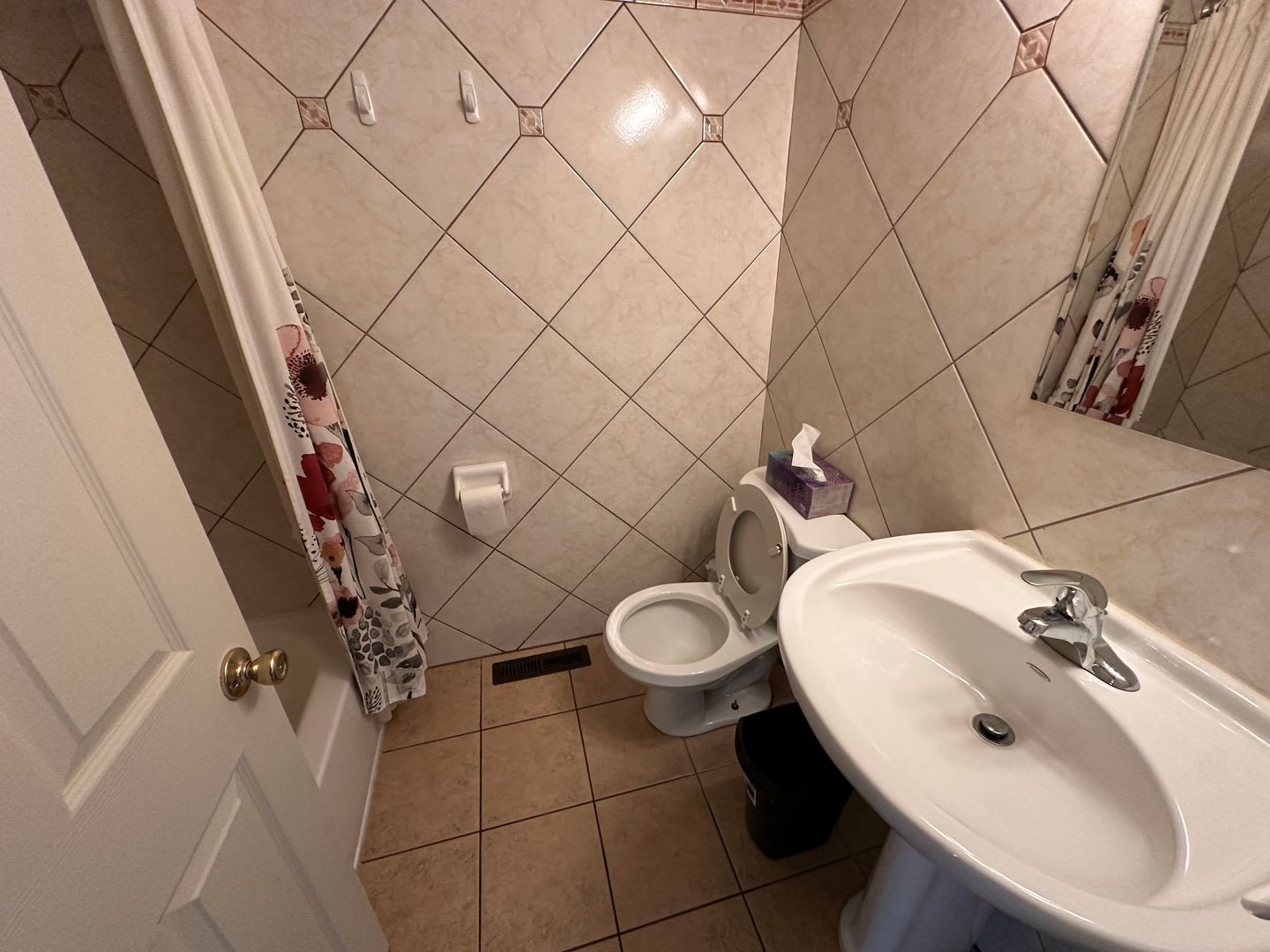 115 James St – photo 4