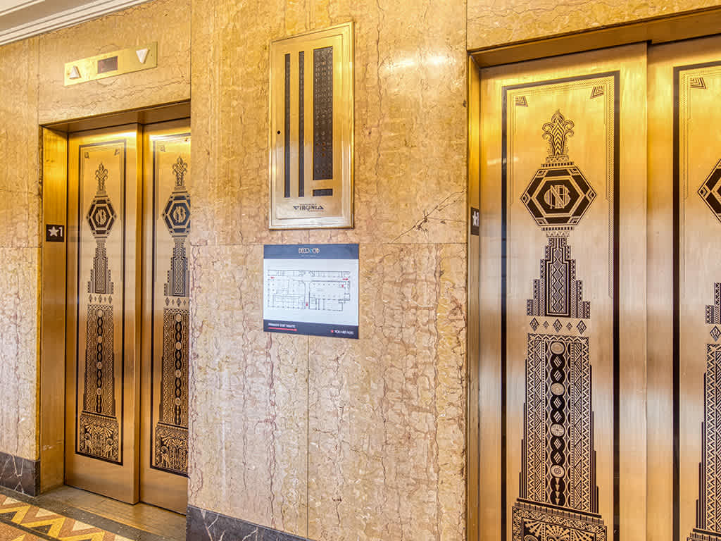 Deco at CNB – photo 5