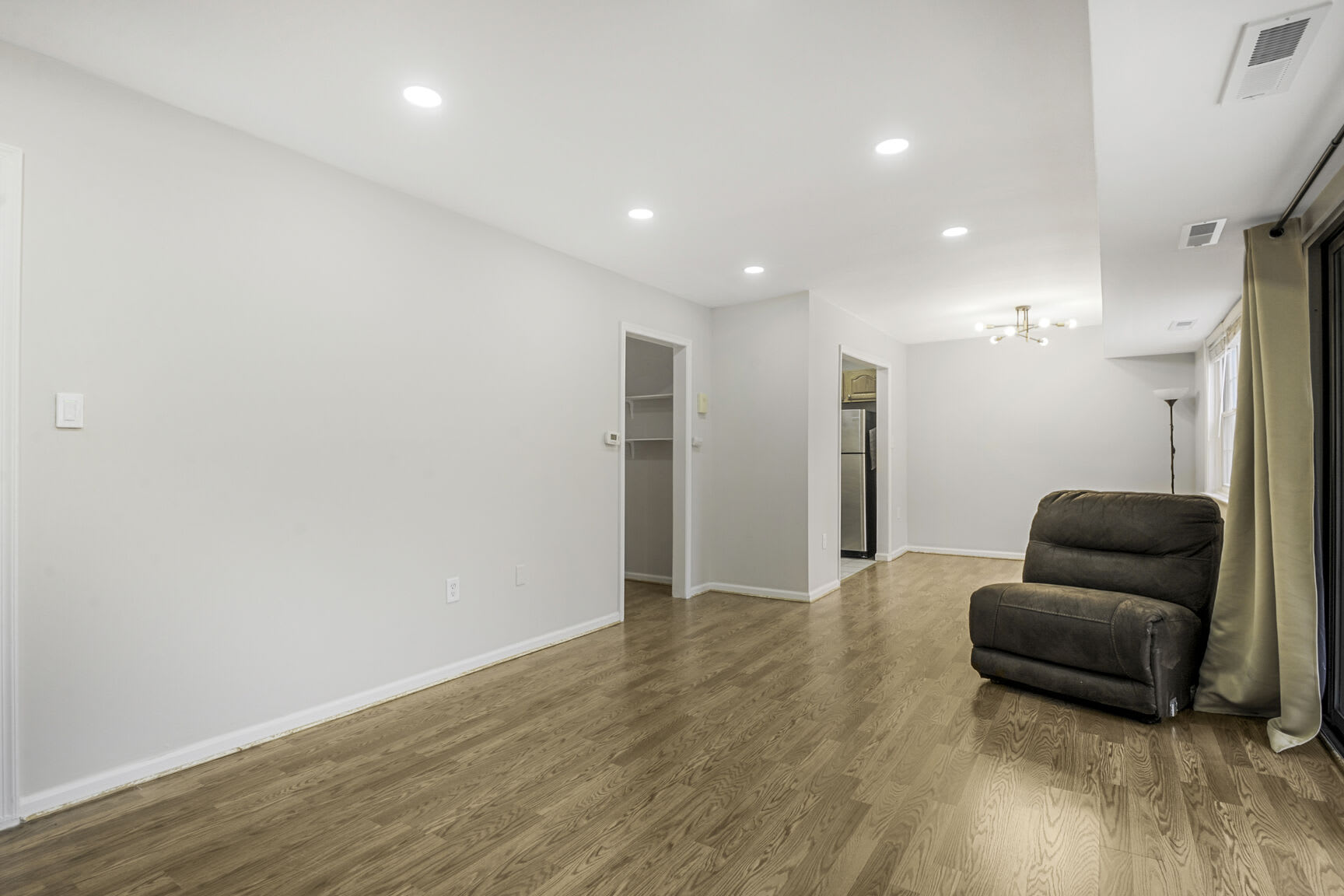 864 College Parkway – photo 5