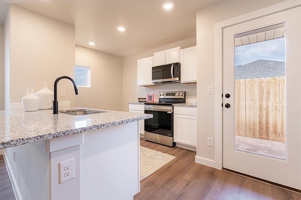3525 Turner Avenue – photo 3