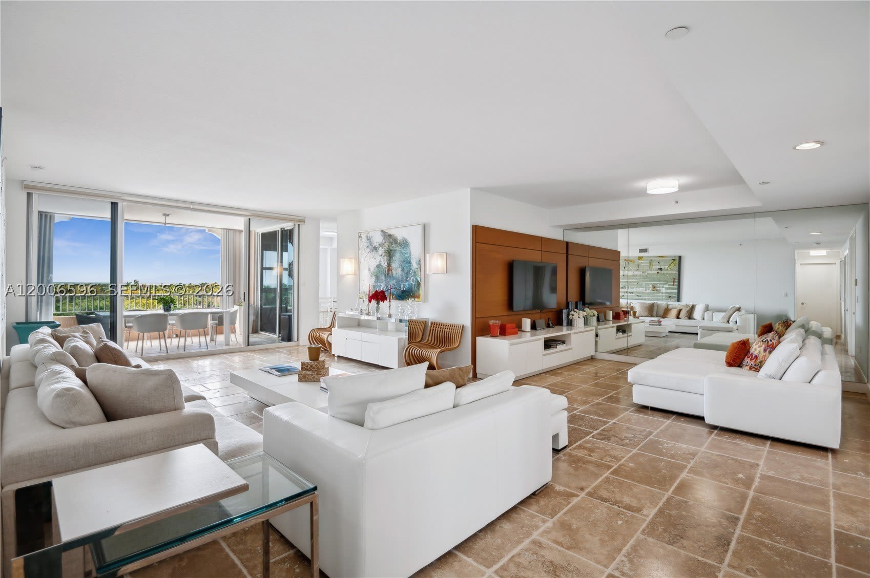 747 Crandon Blvd – photo 1