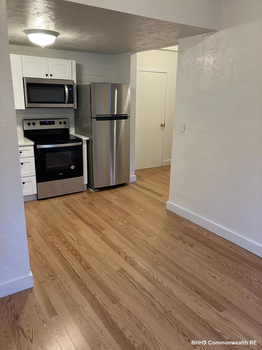 111 Walnut St – photo 2