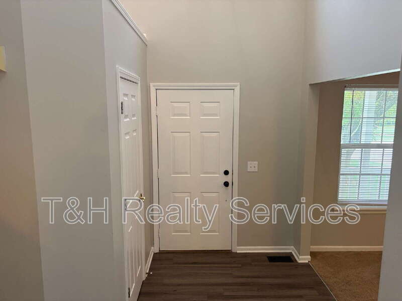 6609 Smithfield Drive – photo 5