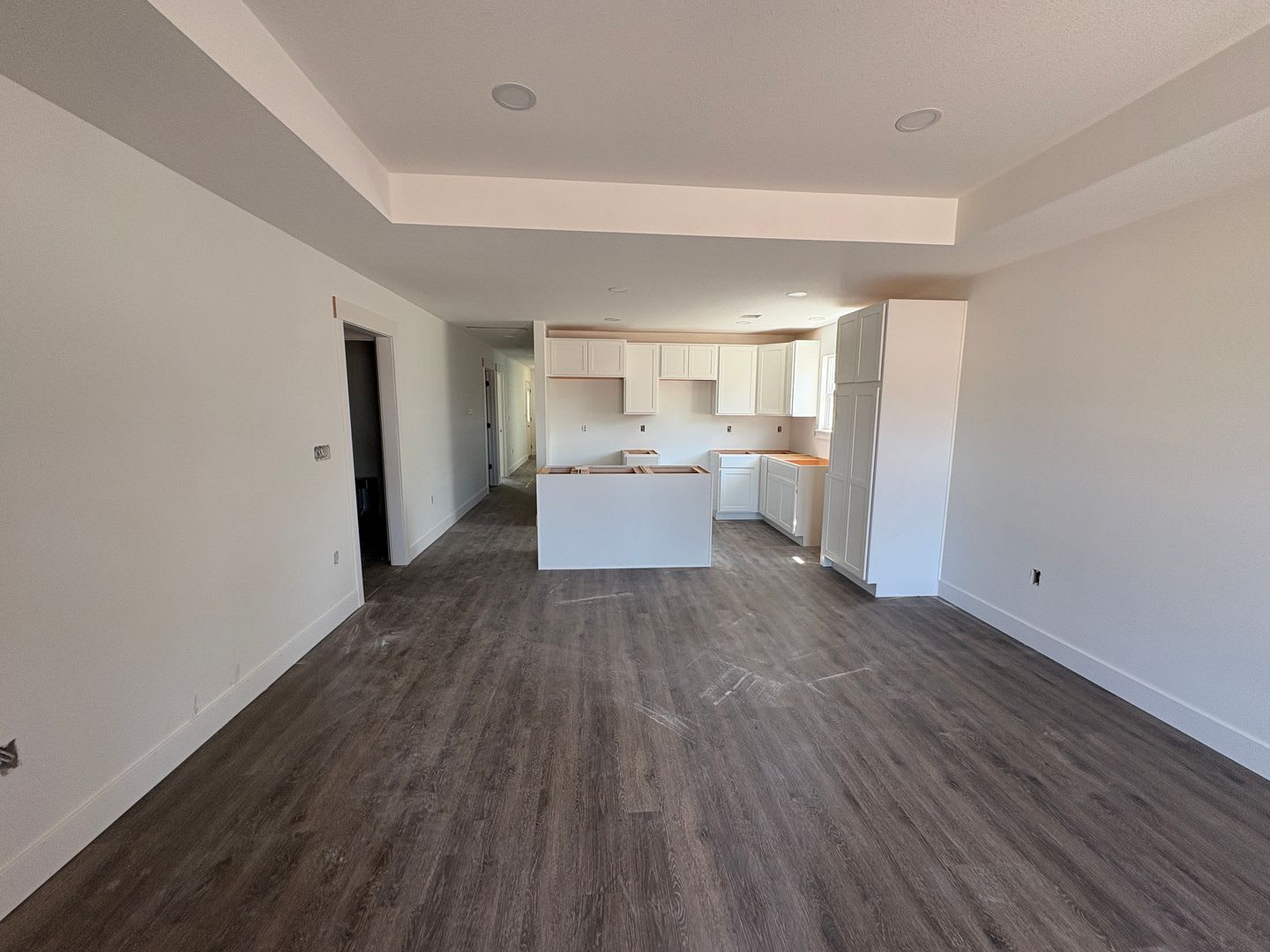 Newly Build 3 bedroom 2 bathroom Home: Pre-leasing for Mid Sept. Move-in. – photo 2