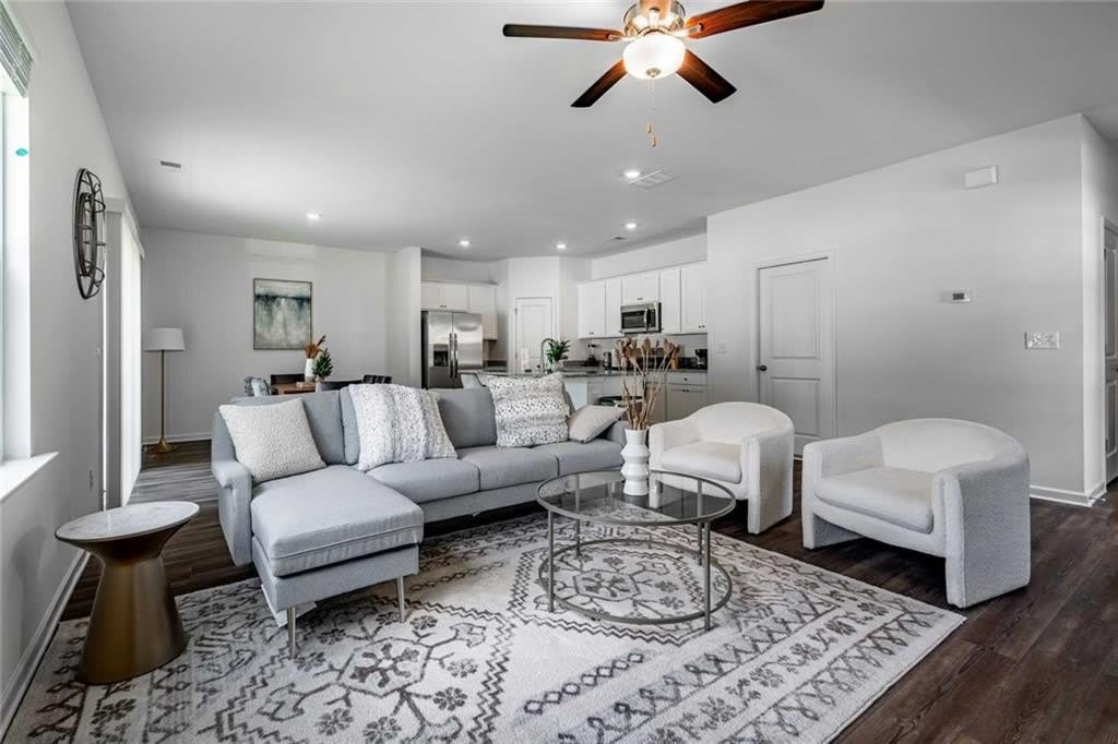 8317 Hunters Grove Road – photo 3