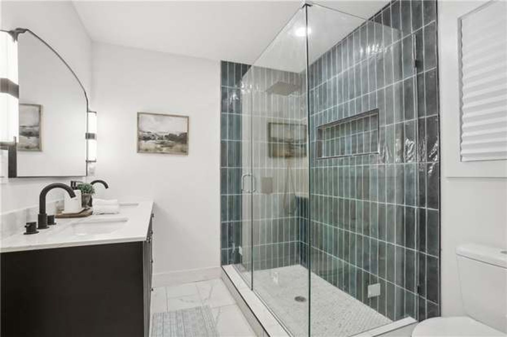 4 2 Atlanta Home For Rent – photo 4