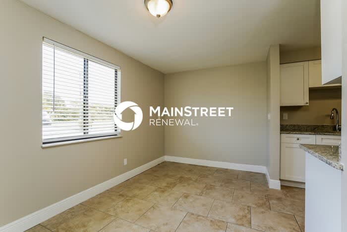 2624 Northeast 21st Court – photo 5