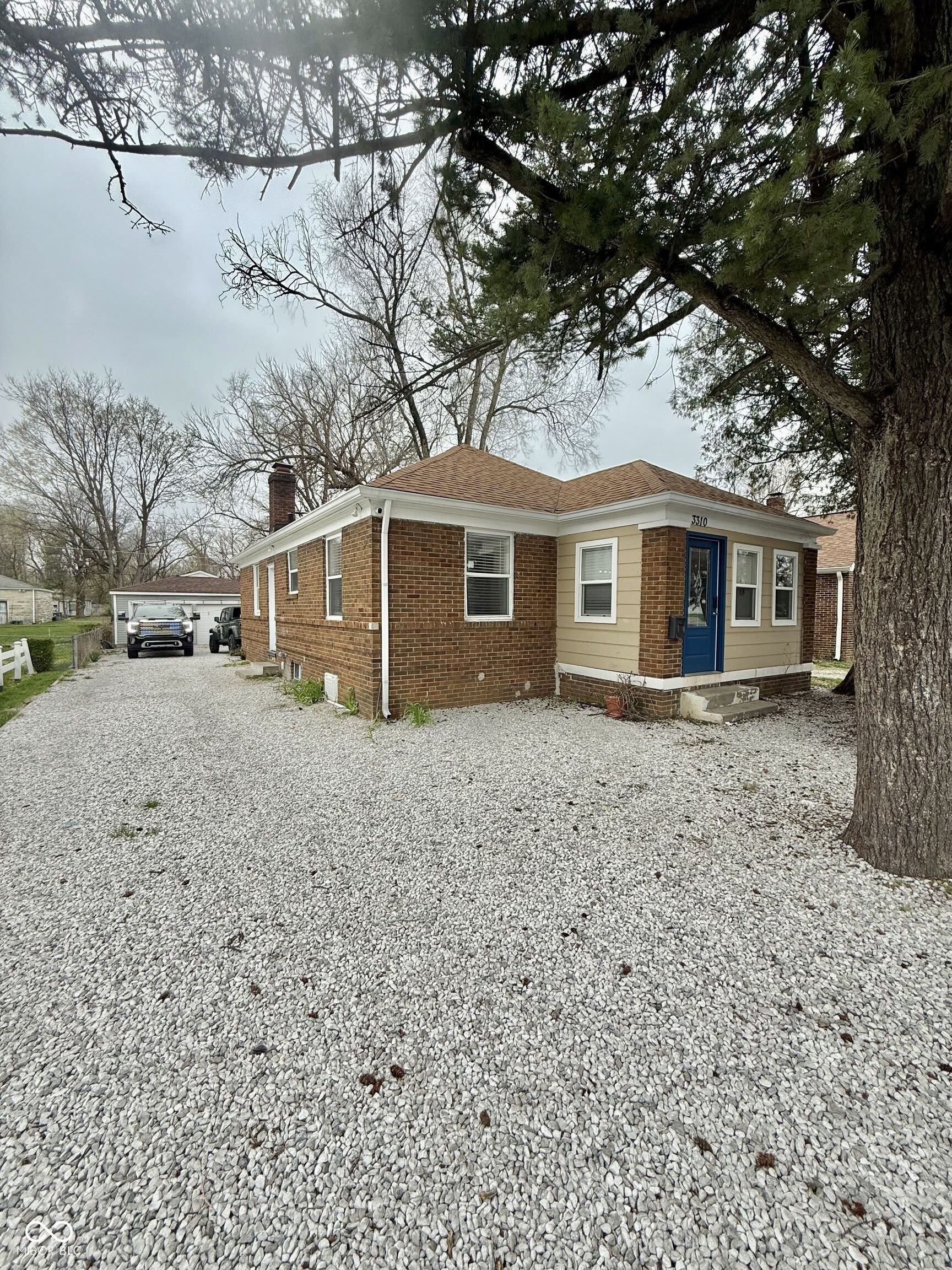 3310 N Keystone Avenue – photo 2
