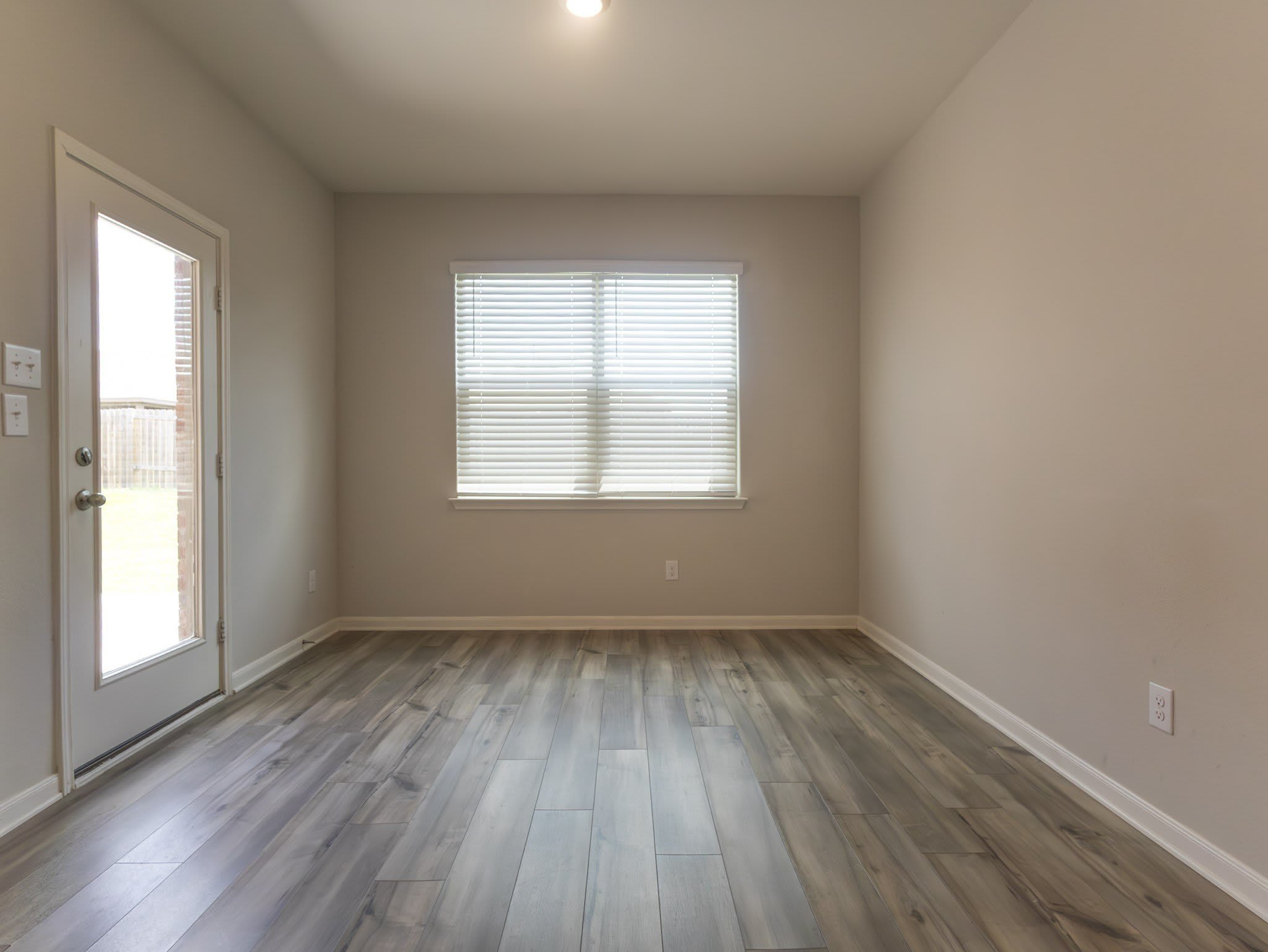 2100 Penaflor Drive – photo 5