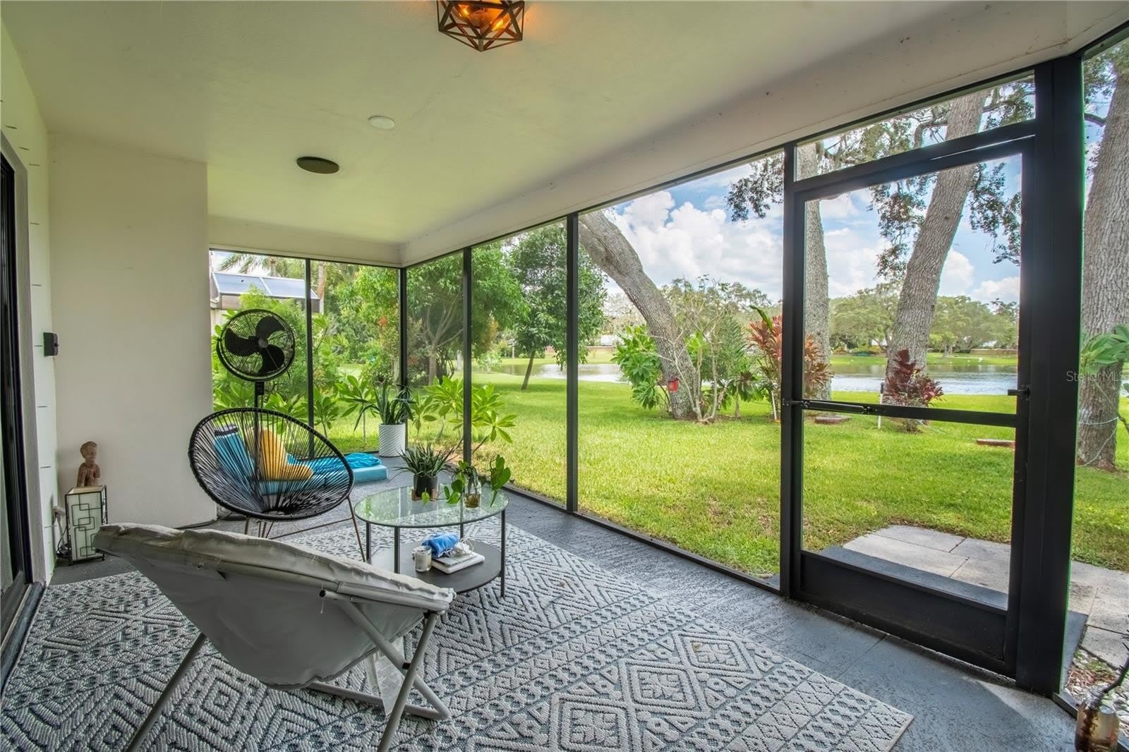 2906 Windridge Drive – photo 3