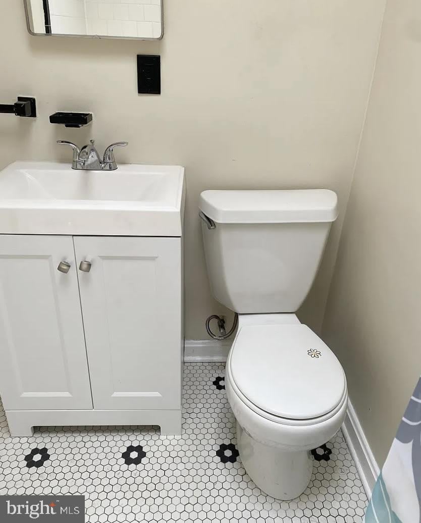2439 Ashton Street – photo 3