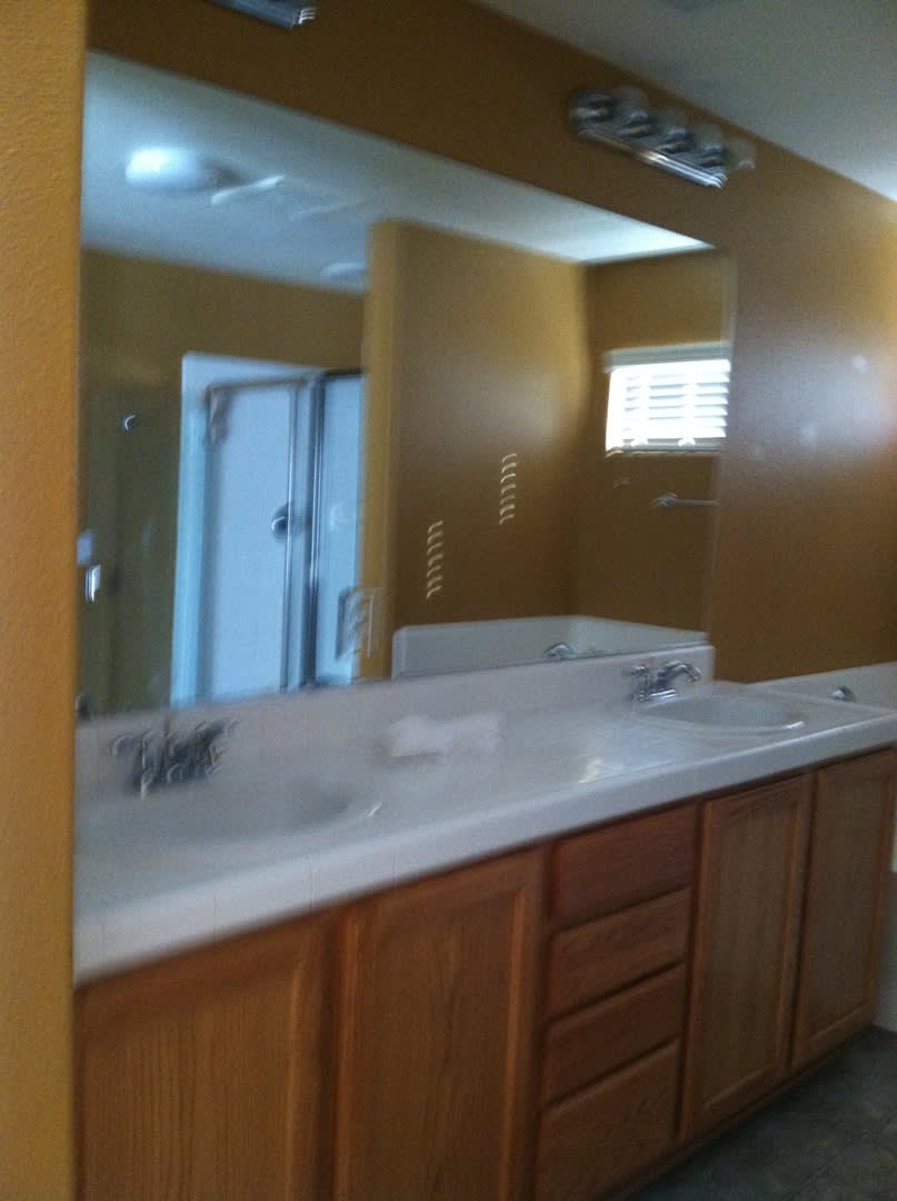 Beautiful two story home in the desirable Shannon Ranch Community. – photo 3