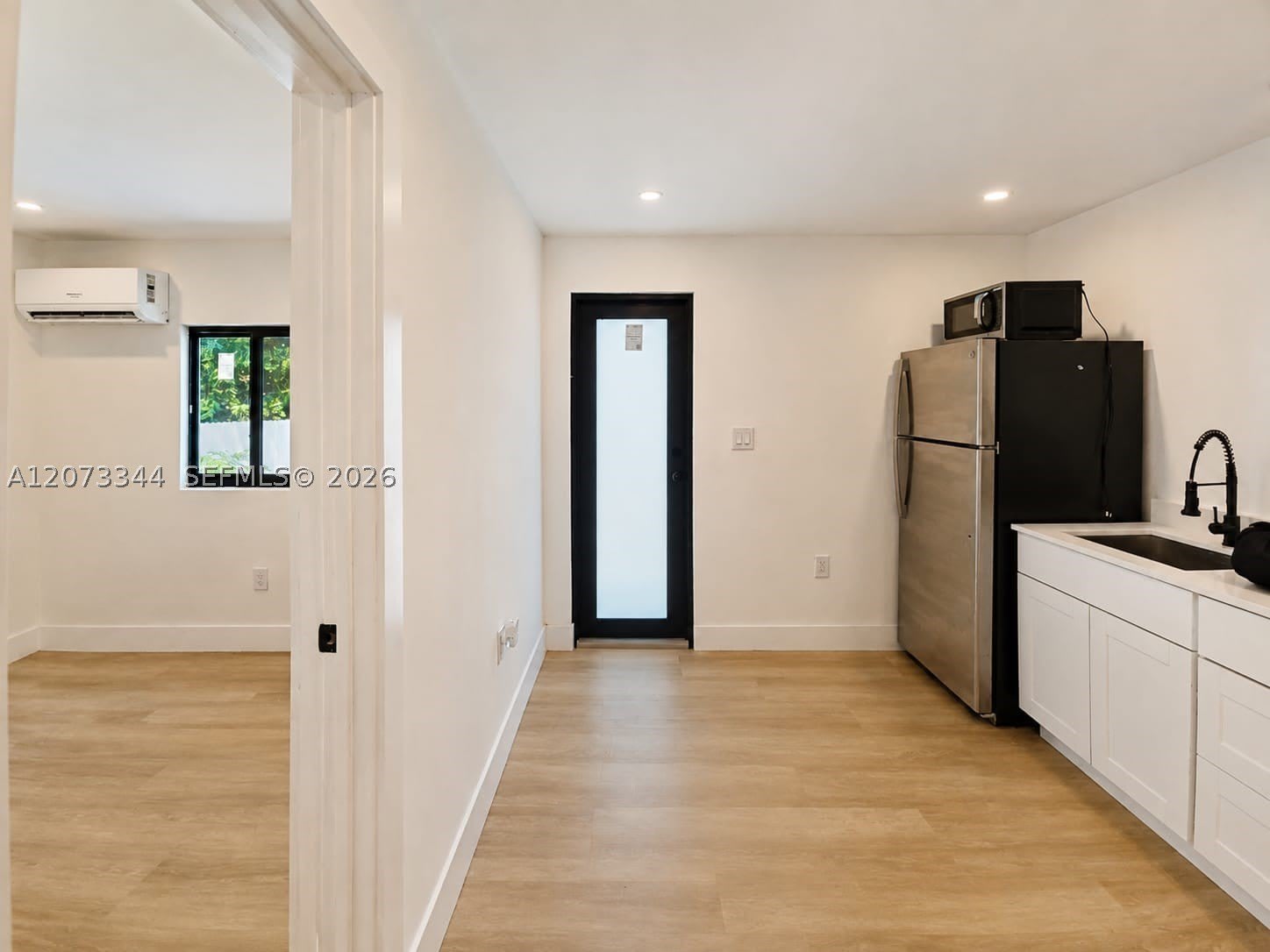 5511 NW 4th Ave – photo 4
