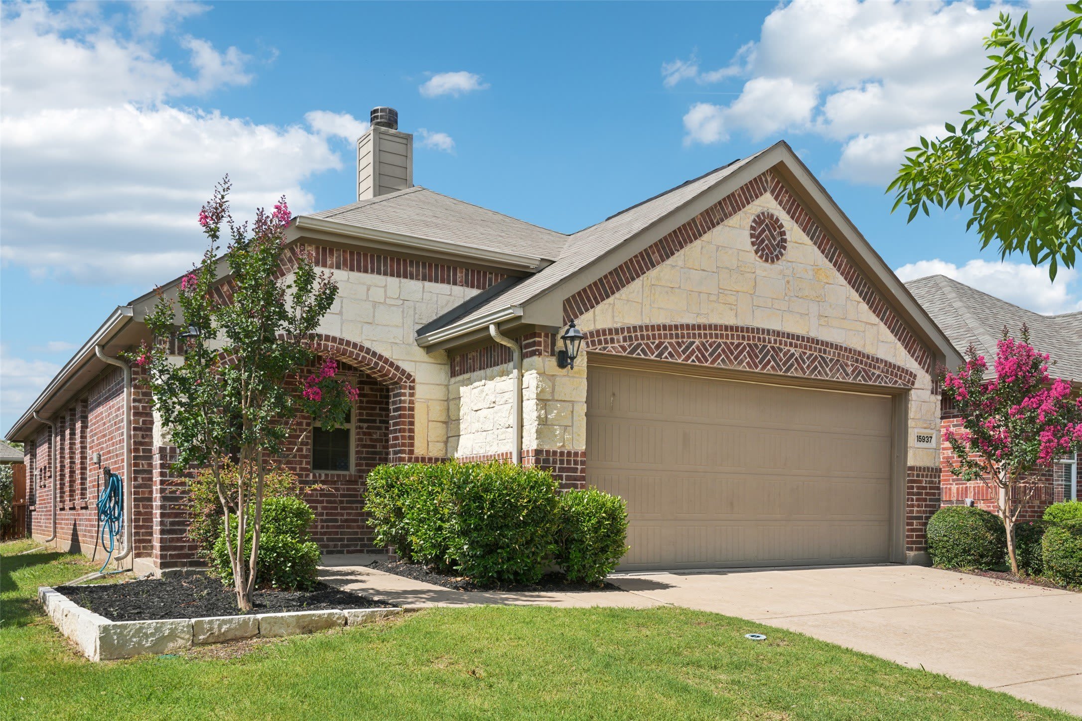 15937 Alvarado Drive – photo 2