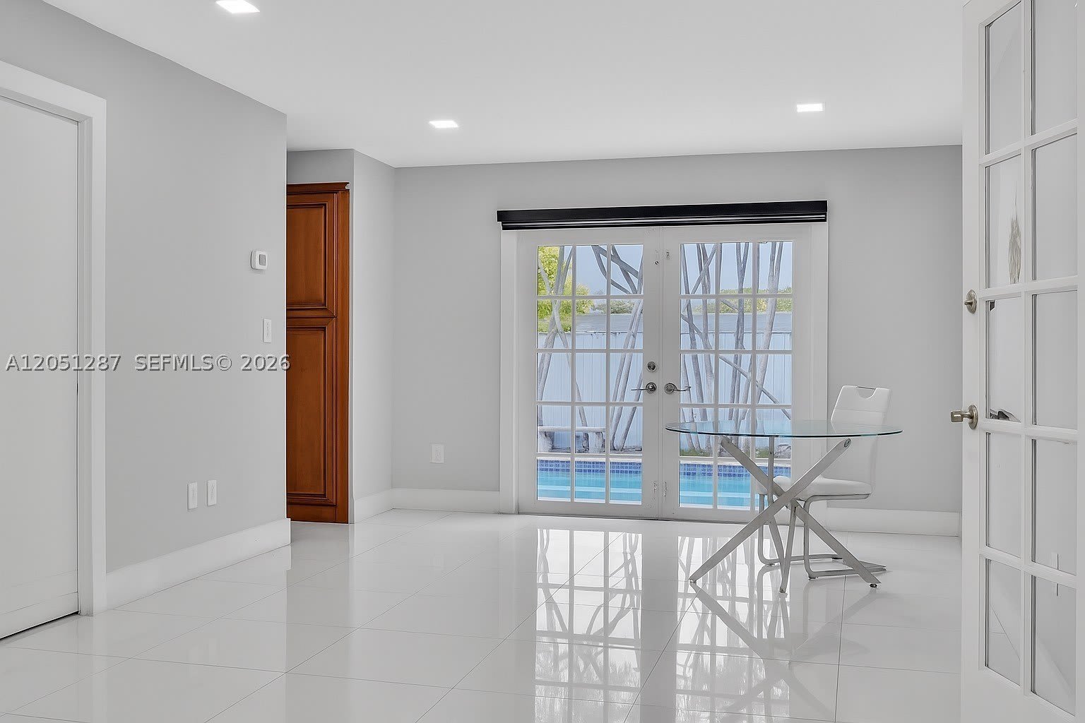 13231 SW 68th St – photo 4